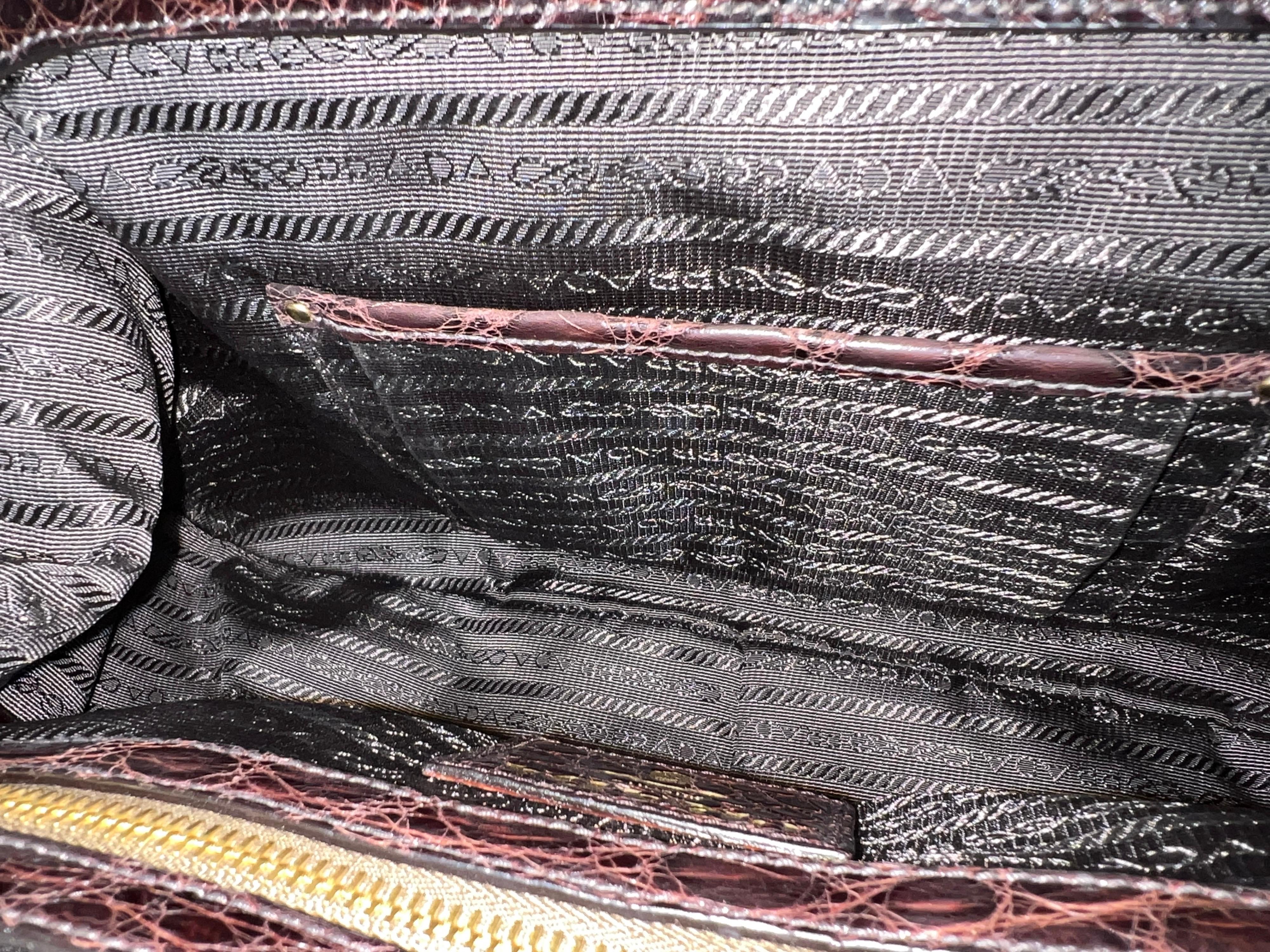 Exotische PRADA Bowlingtasche aus Jacquard und Leder mit Arztrahmen-Logodruck 8