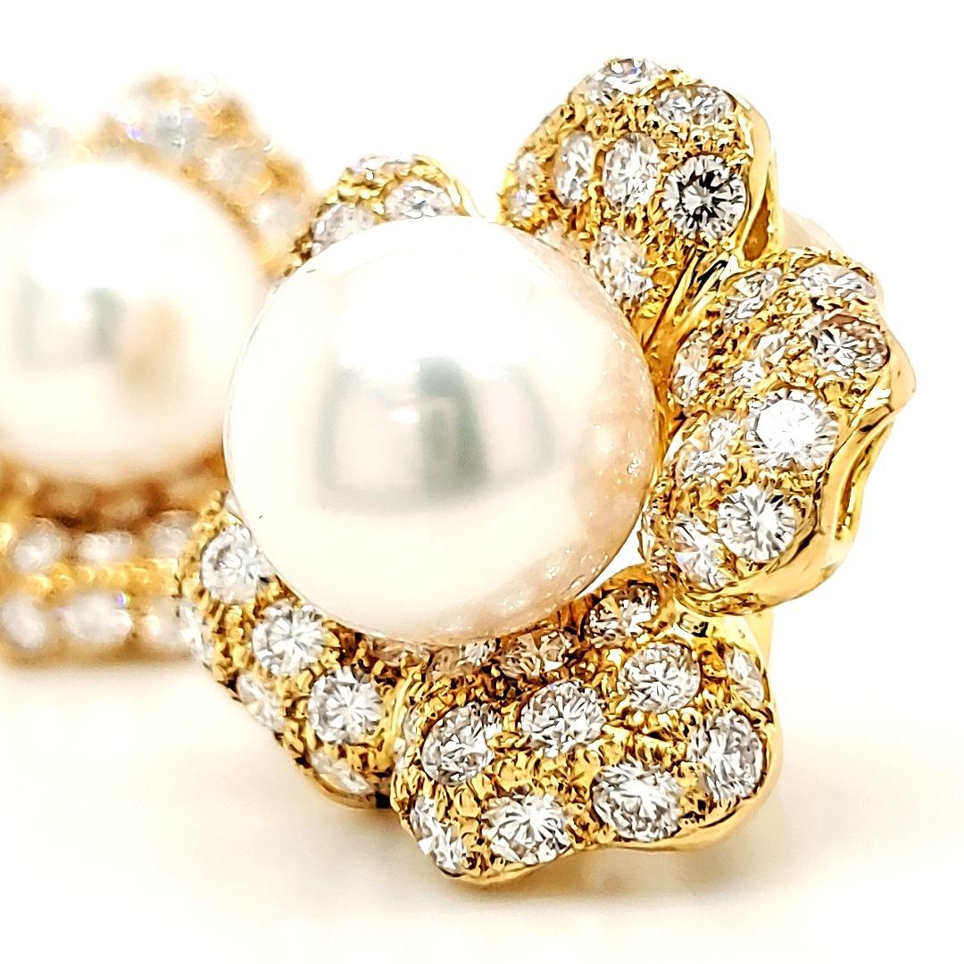 Exotic South Sea Pearls Ear Clips with 7.78 Carats Diamonds In New Condition For Sale In Hong Kong, HK