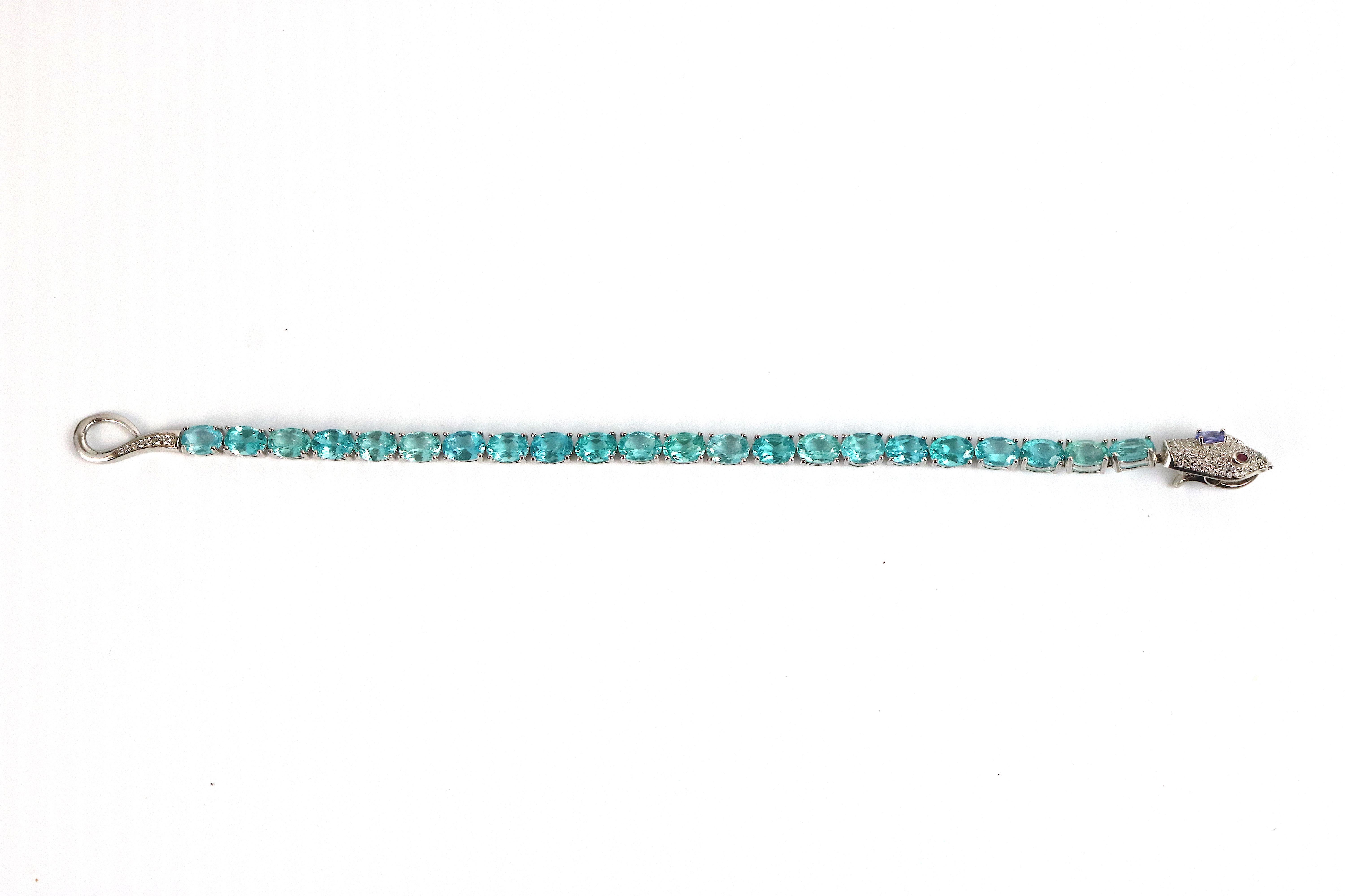 Exotic Sterling Gemstone Snake Bracelet-Diamond Pave, Apatite, Tanzanite & Rubies Damen im Angebot