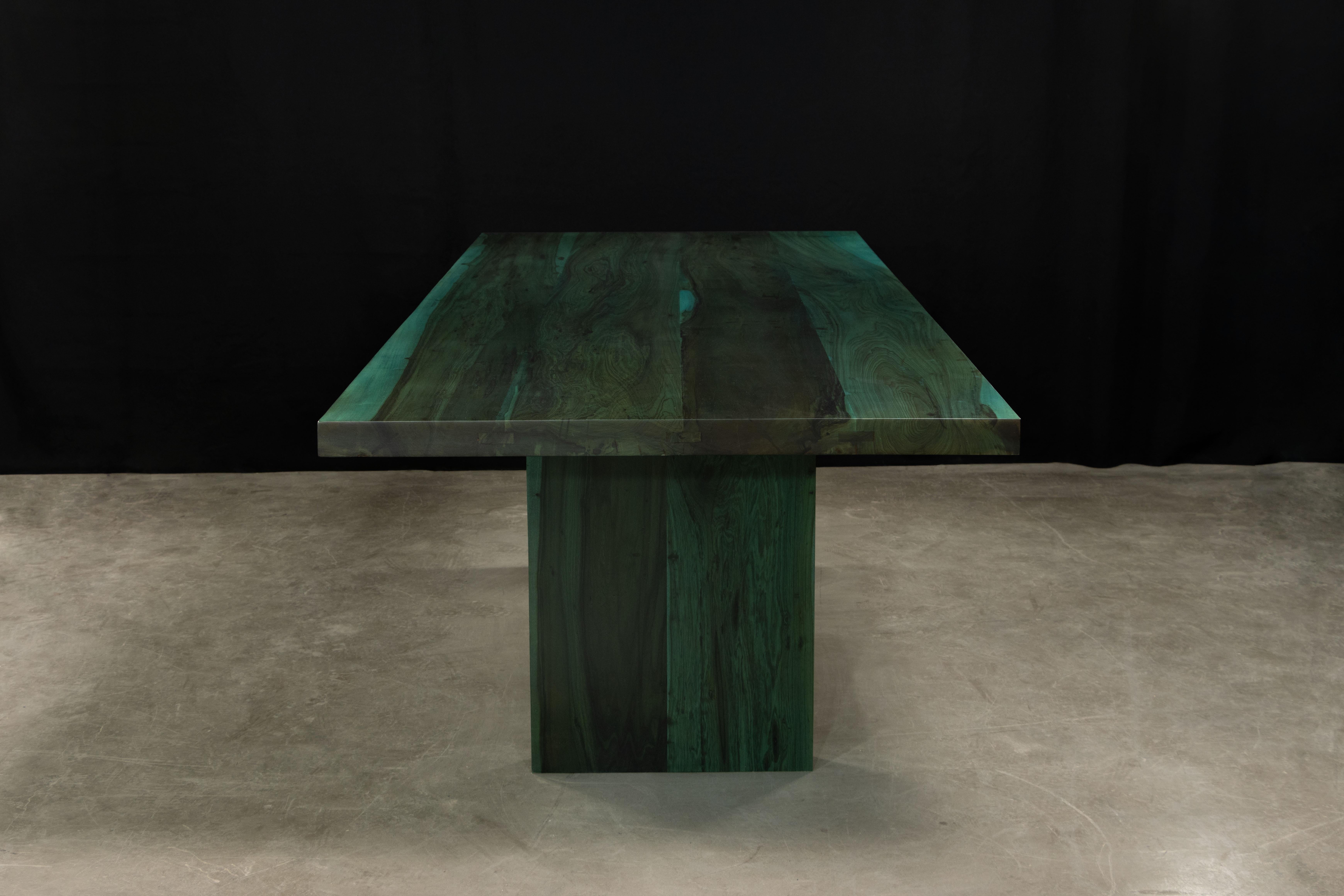 Mesa de Comedor Moderna Minimal con Dos Pedestales de Madera Exótica, Andre Verdi by Costantini Moderno en venta