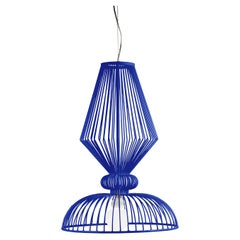 Lampe à suspension d'inspiration industrielle contemporaine bleu cobalt