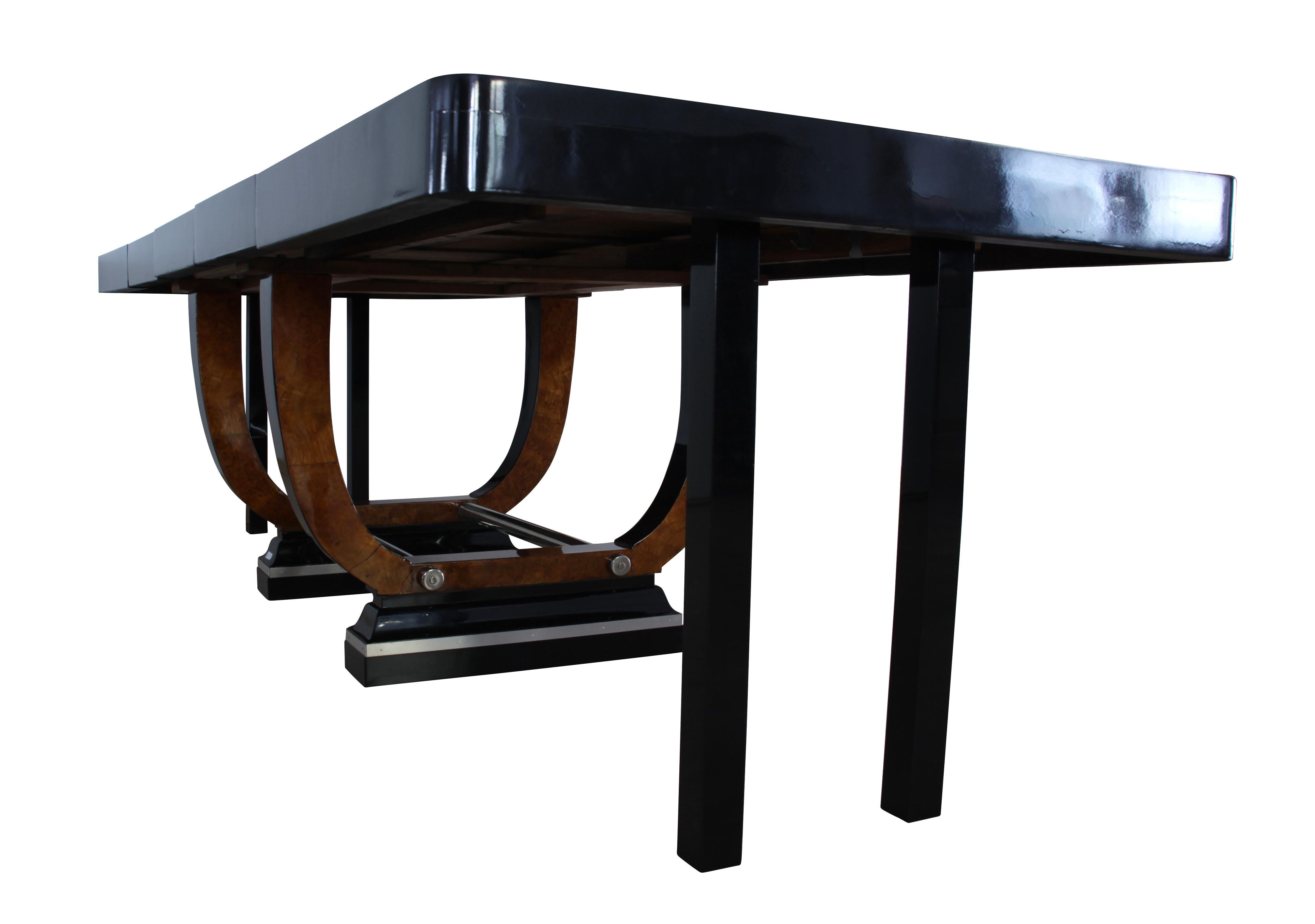 Expandable Art Deco Dining Table, Thuja Roots, Lacquered, France, circa 1930 For Sale 3