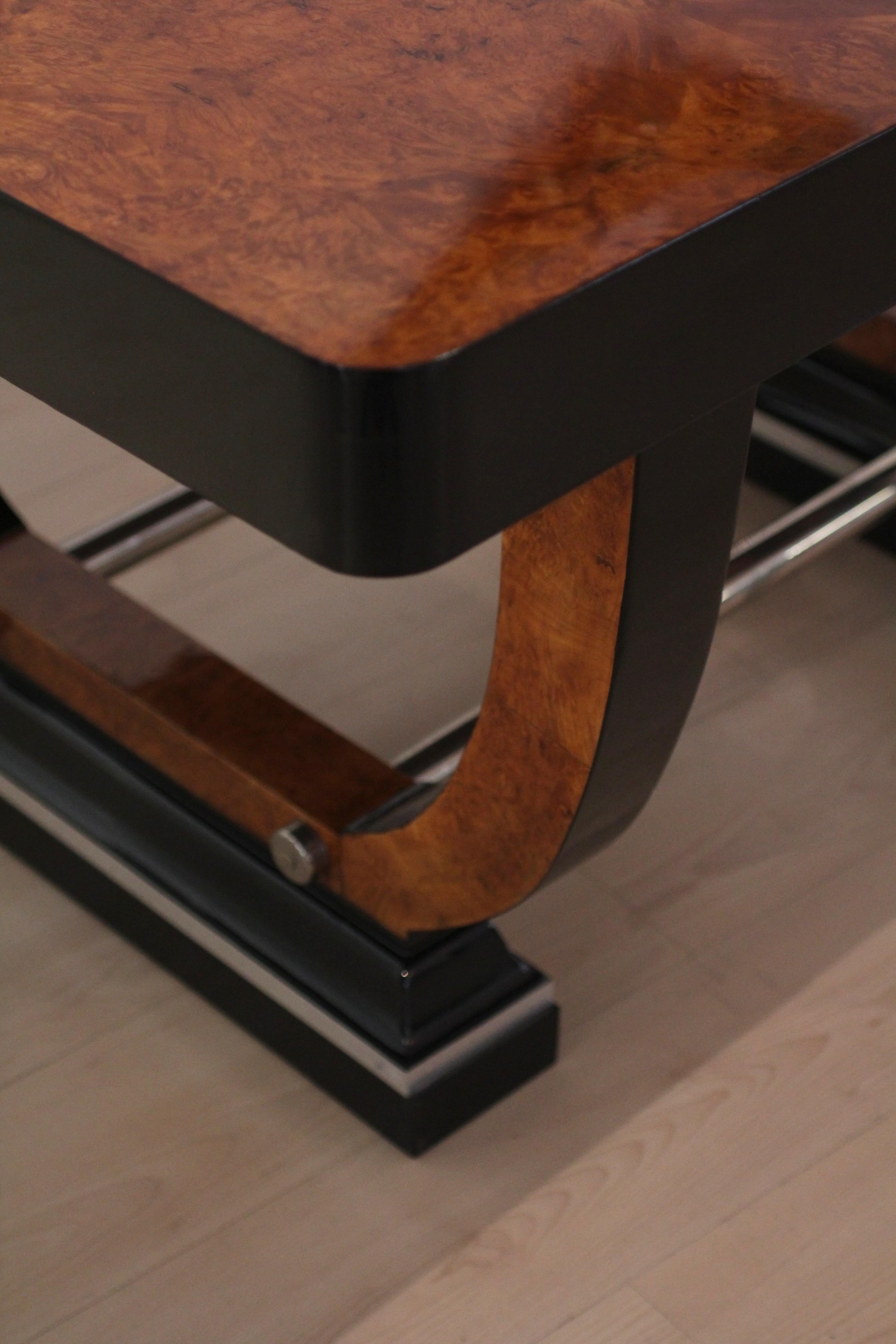 Table de salle à manger extensible Art déco, Roots de thuya, laquée, France, vers 1930 en vente 4