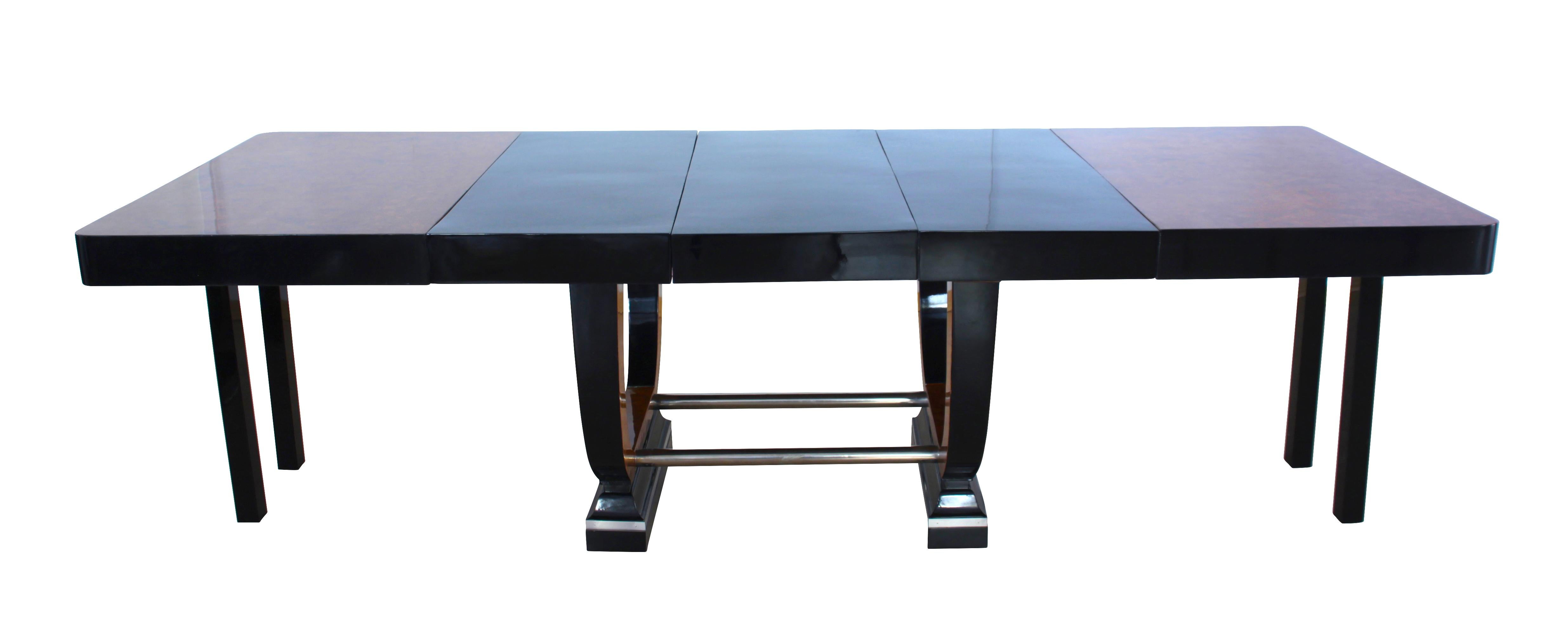 Expandable Art Deco Dining Table, Thuja Roots, Lacquered, France, circa 1930 For Sale 1
