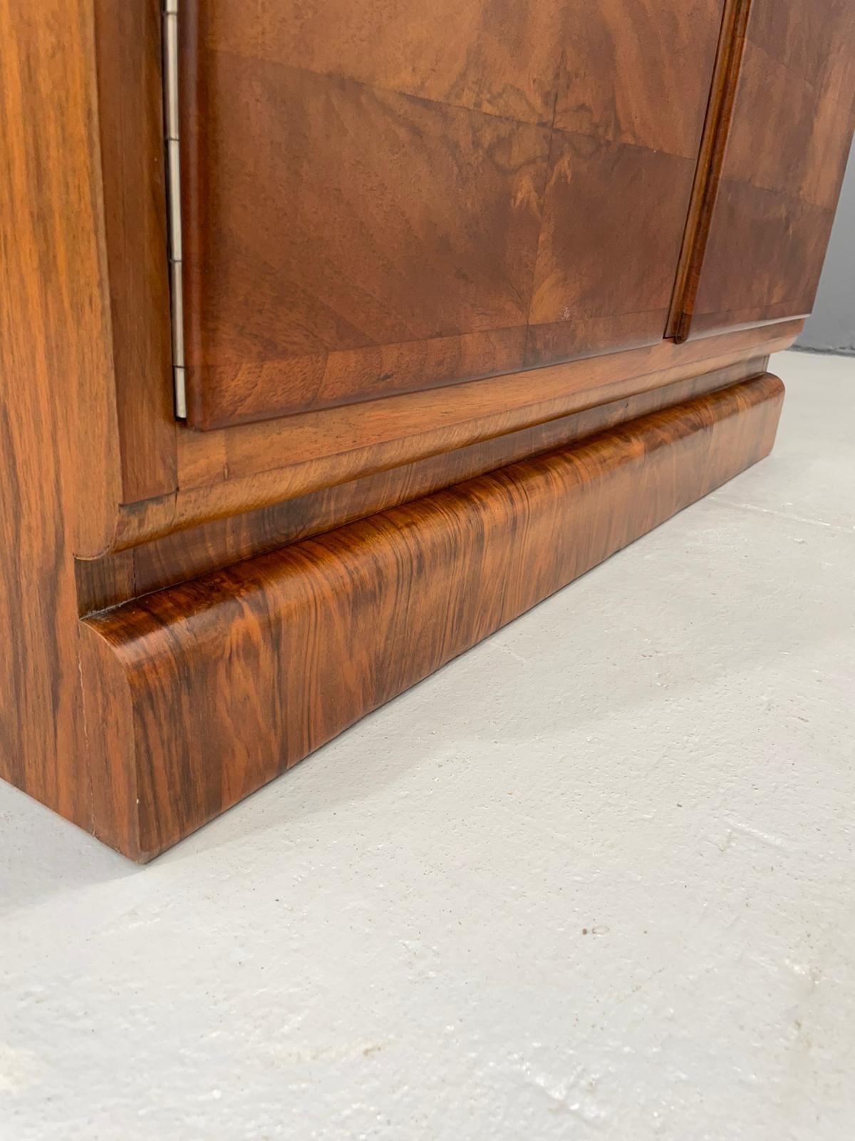 Erweiterbarer Art-Déco-Schreibtisch, 1930er Jahre (Holz) im Angebot