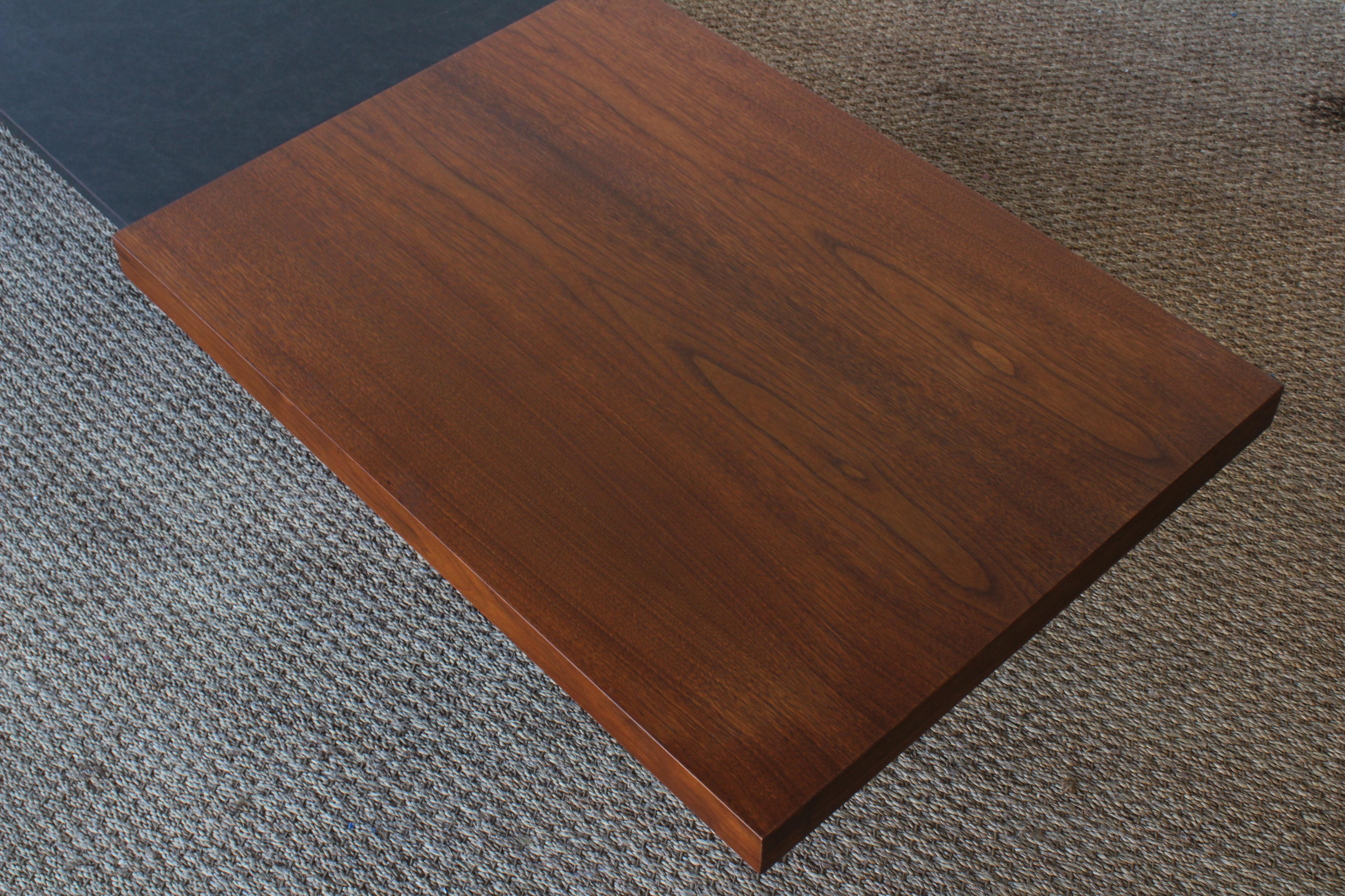 American Expandable Coffee Table by John Keal for Brown Saltman, U.S.A, 1960s