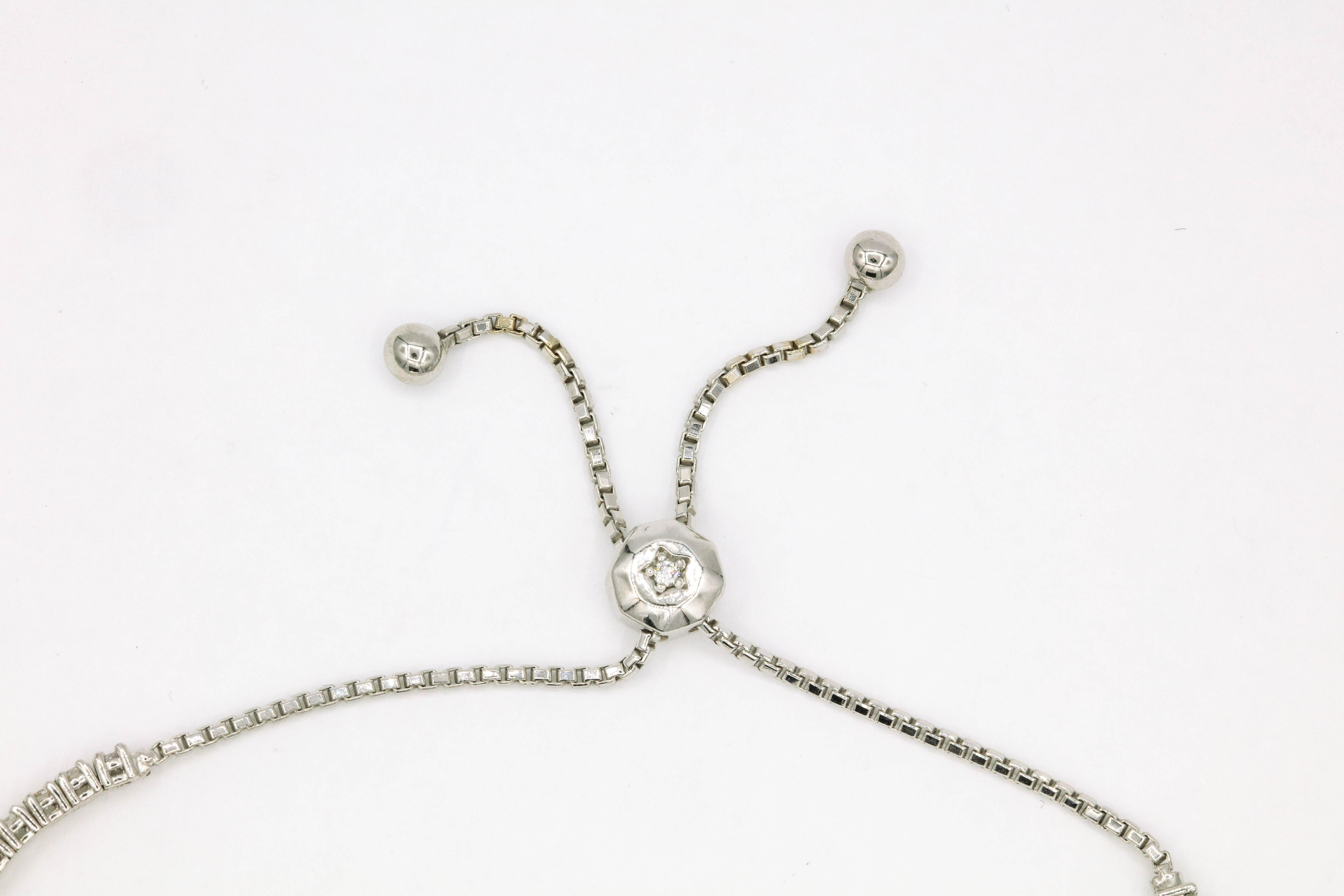 Bracelet tennis extensible en diamants de 2 carats en vente 1