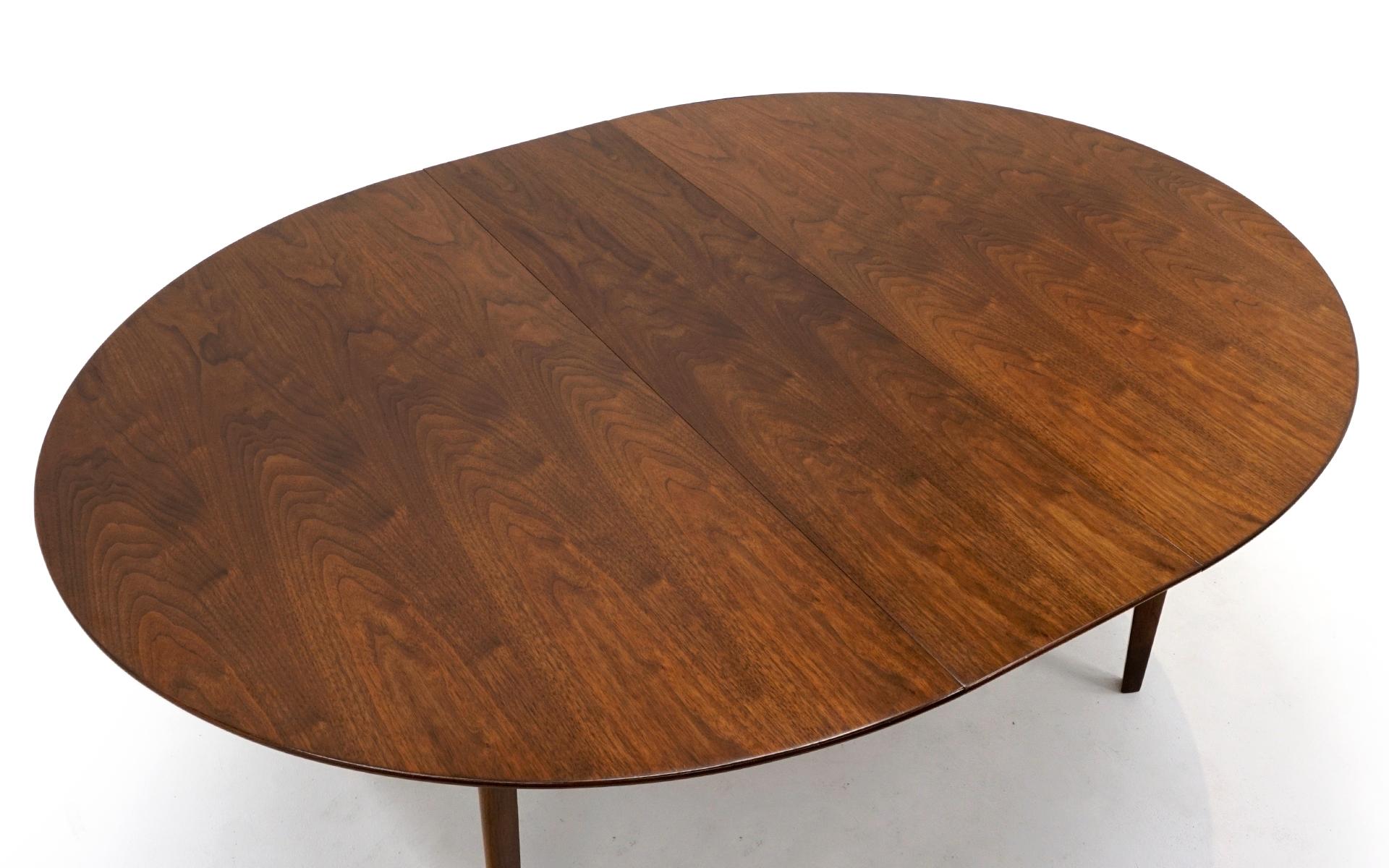 Expandable Dining Table by Edward Wormley for Dunbar, Almost Round to Oval In Good Condition In Kansas City, MO