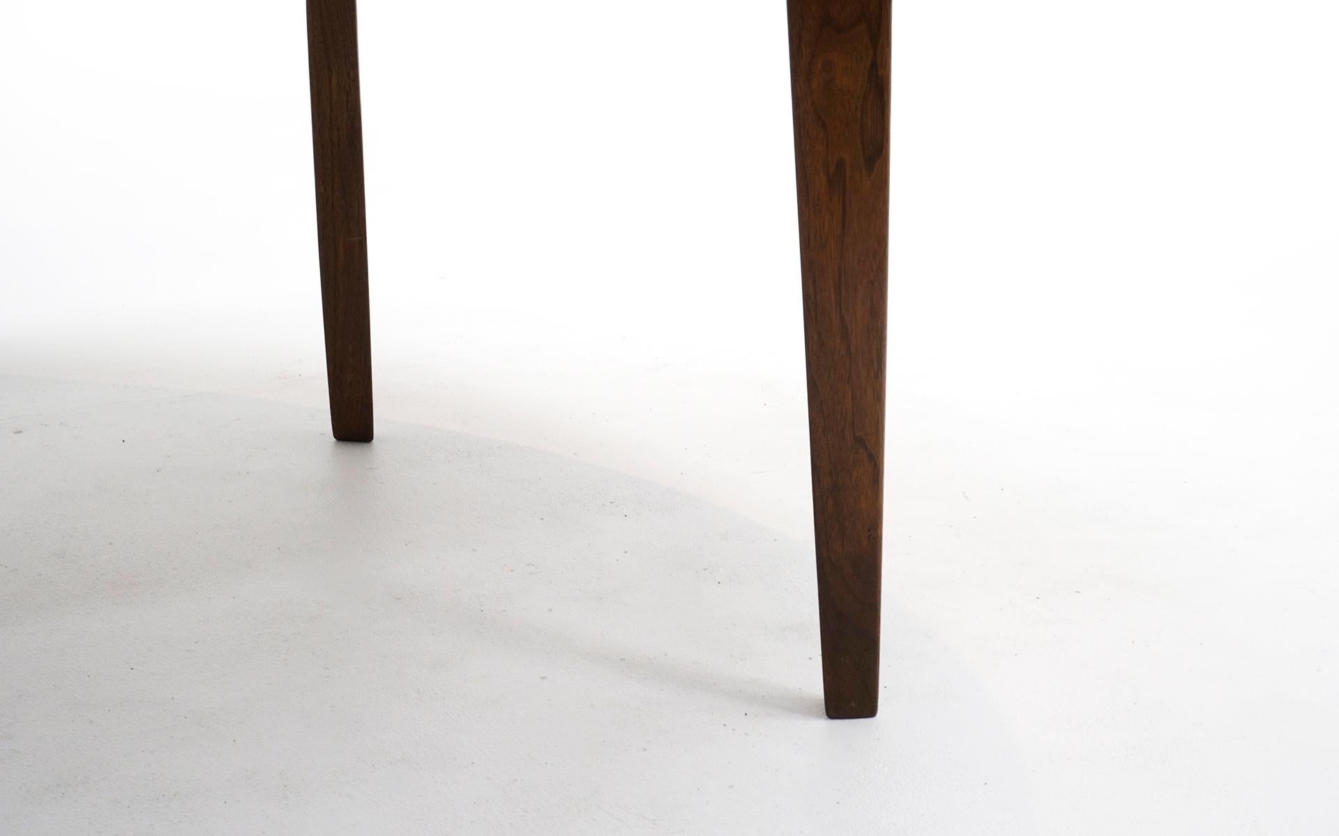 Expandable Dining Table by Edward Wormley for Dunbar, Almost Round to Oval 2