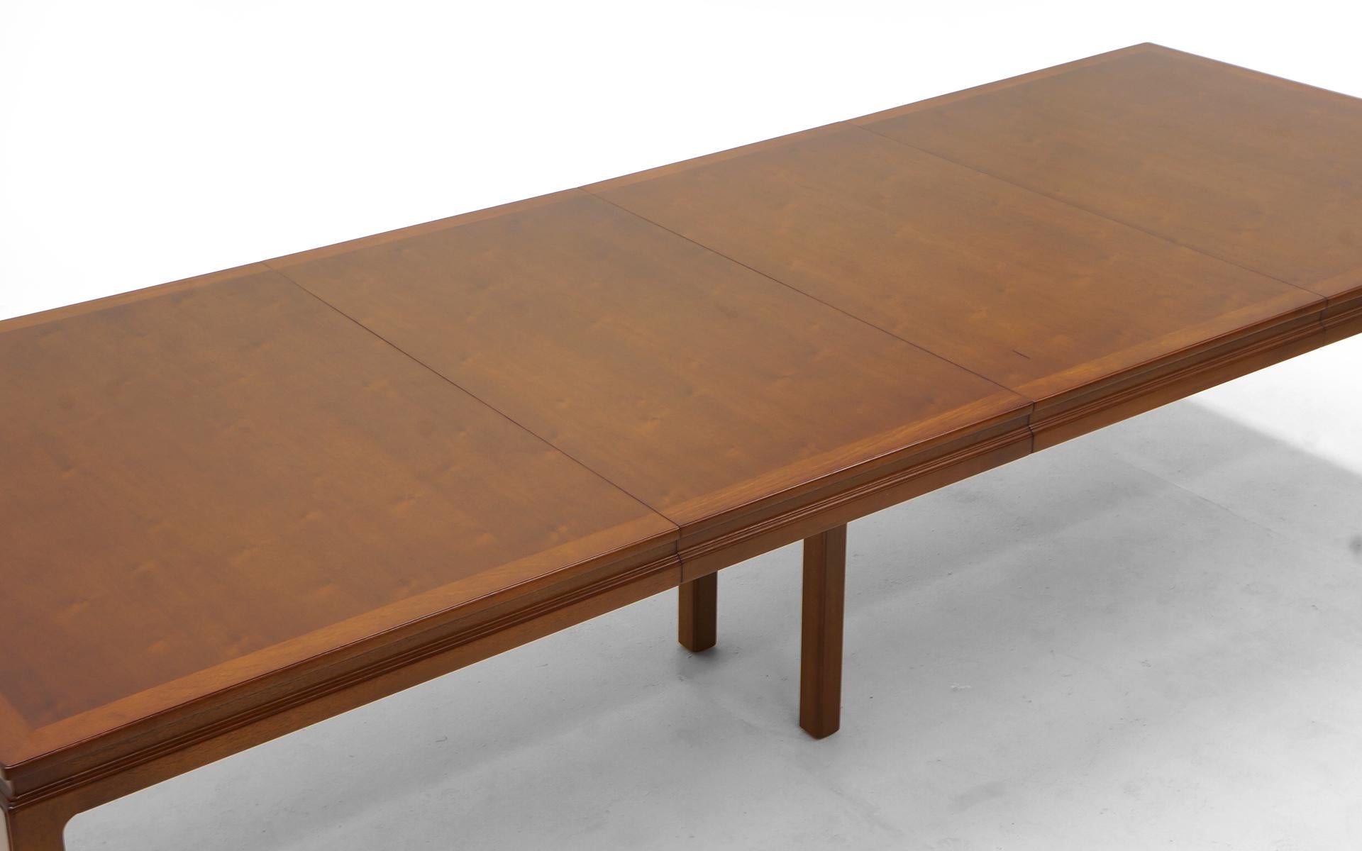Mid-Century Modern Expandable Dining Table by Edward Wormley for Dunbar, Beautiful Condition