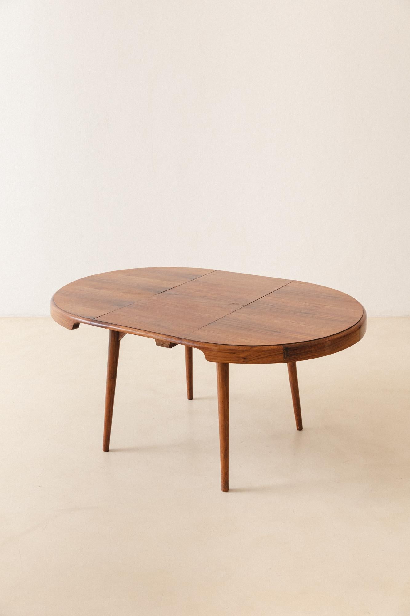 Expandable Dining Table in Caviuna by Carlo Hauner and Martin Eisler, circa 1955 For Sale 1