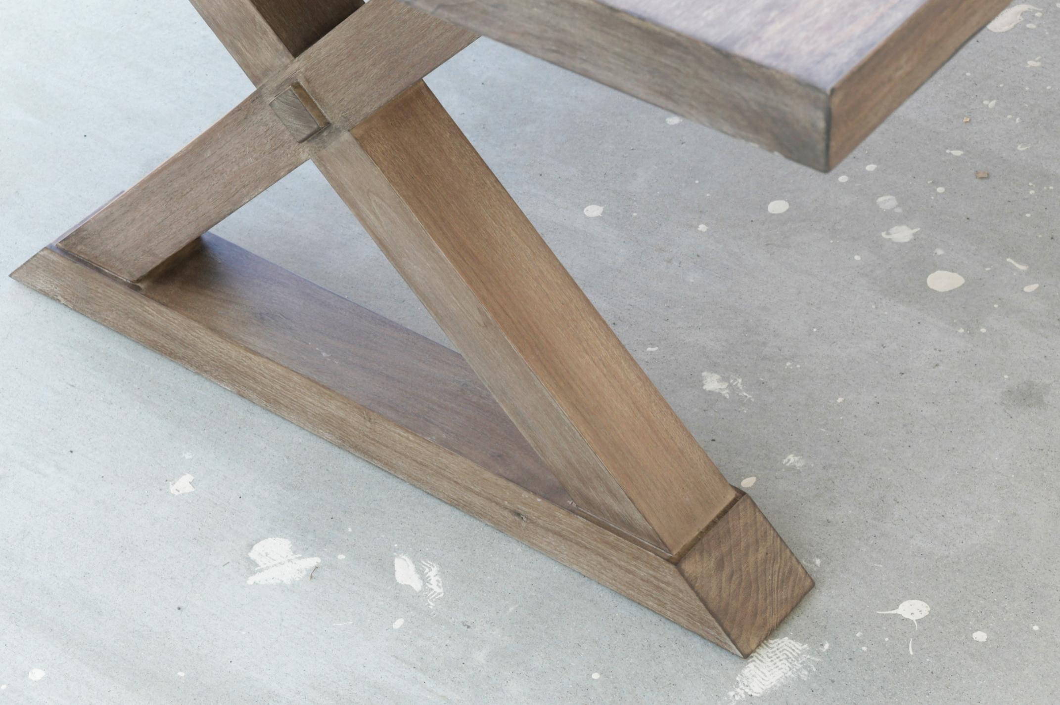Ausziehbarer minimalistischer X- Trestle-Tisch auf Bestellung von Petersen Antiques im Angebot 3