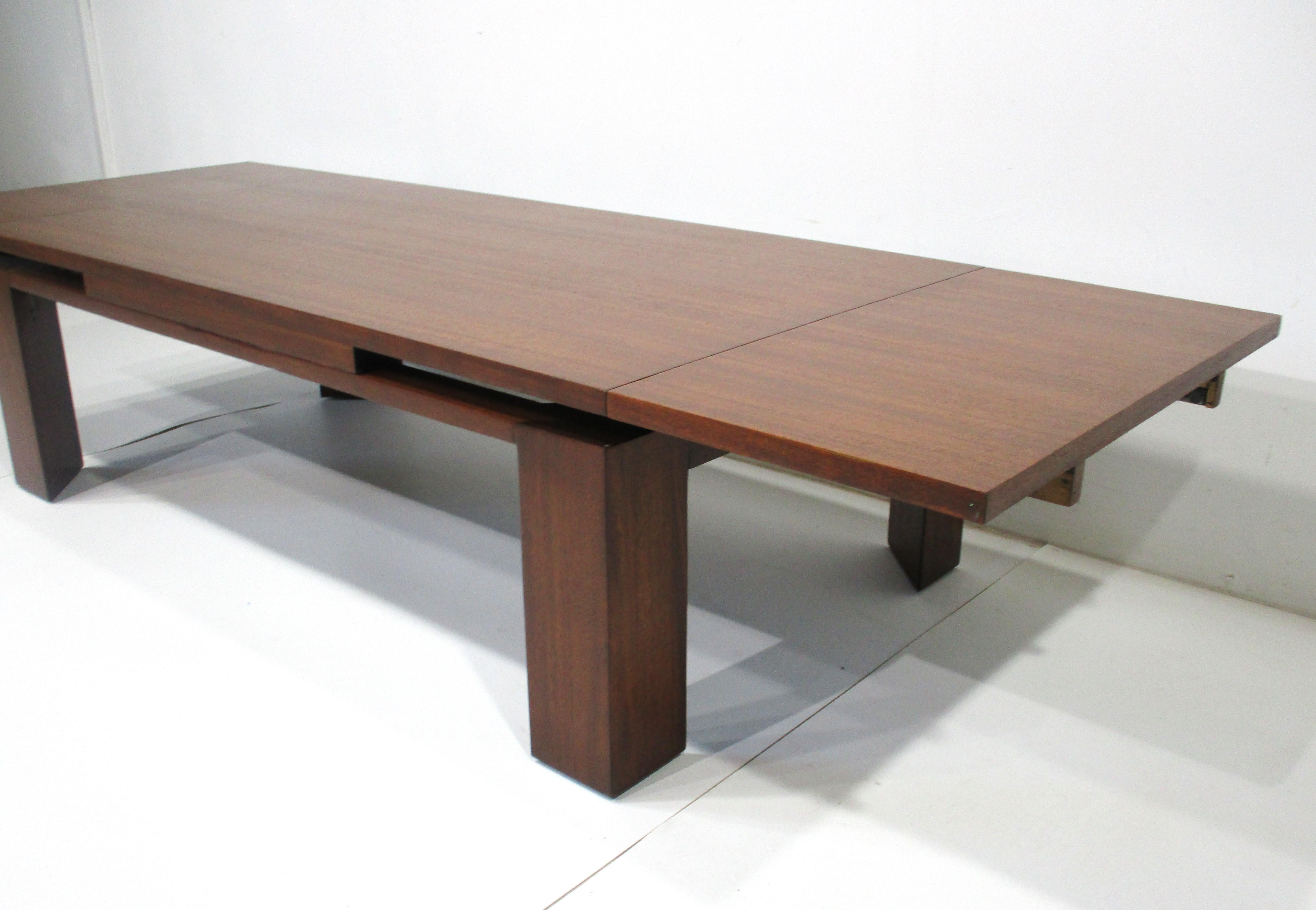 Expandable Refectory Coffee Table by Edward Wormley for Dunbar  For Sale 4