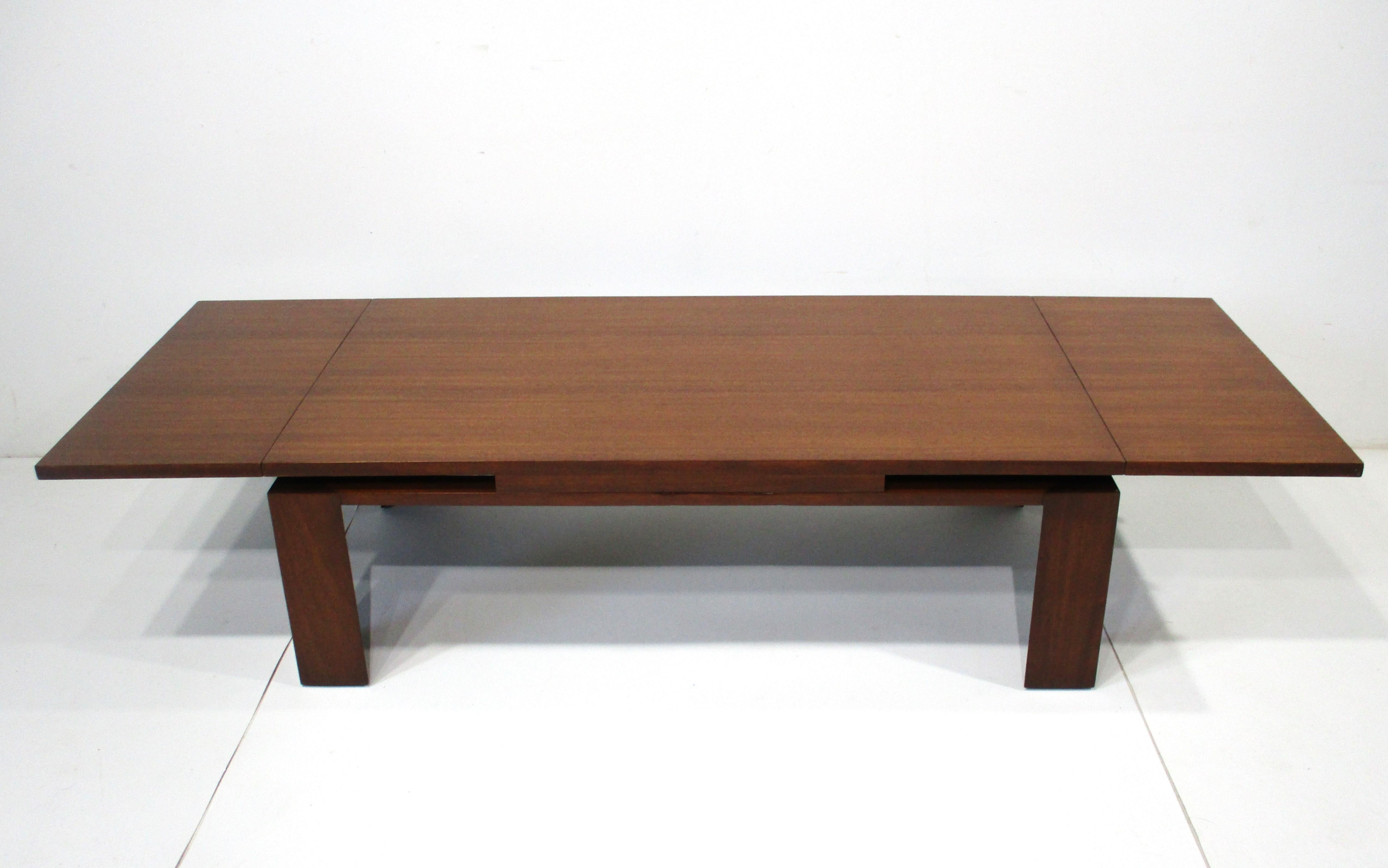 Expandable Refectory Coffee Table by Edward Wormley for Dunbar  For Sale 8