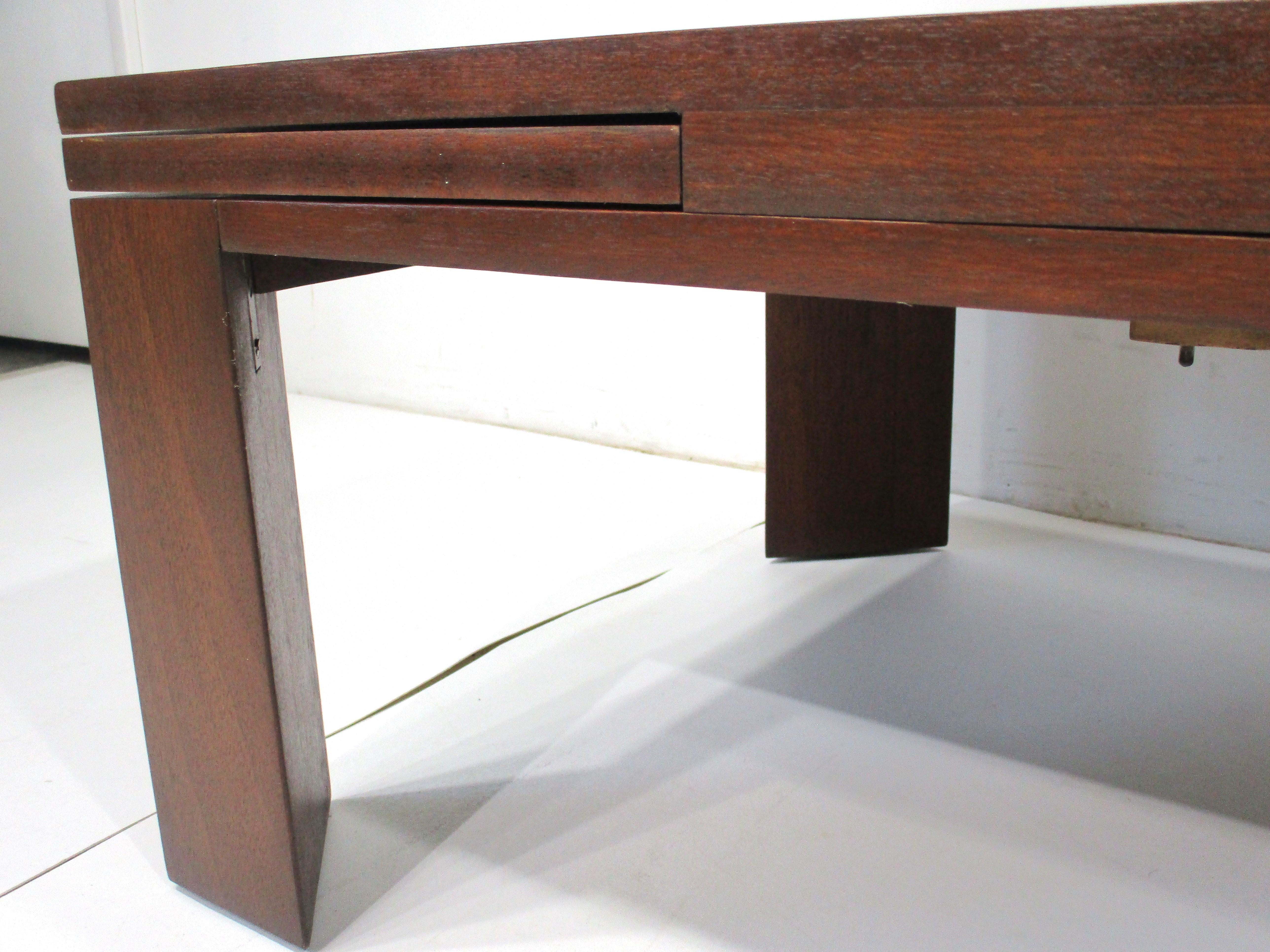 20th Century Expandable Refectory Coffee Table by Edward Wormley for Dunbar  For Sale