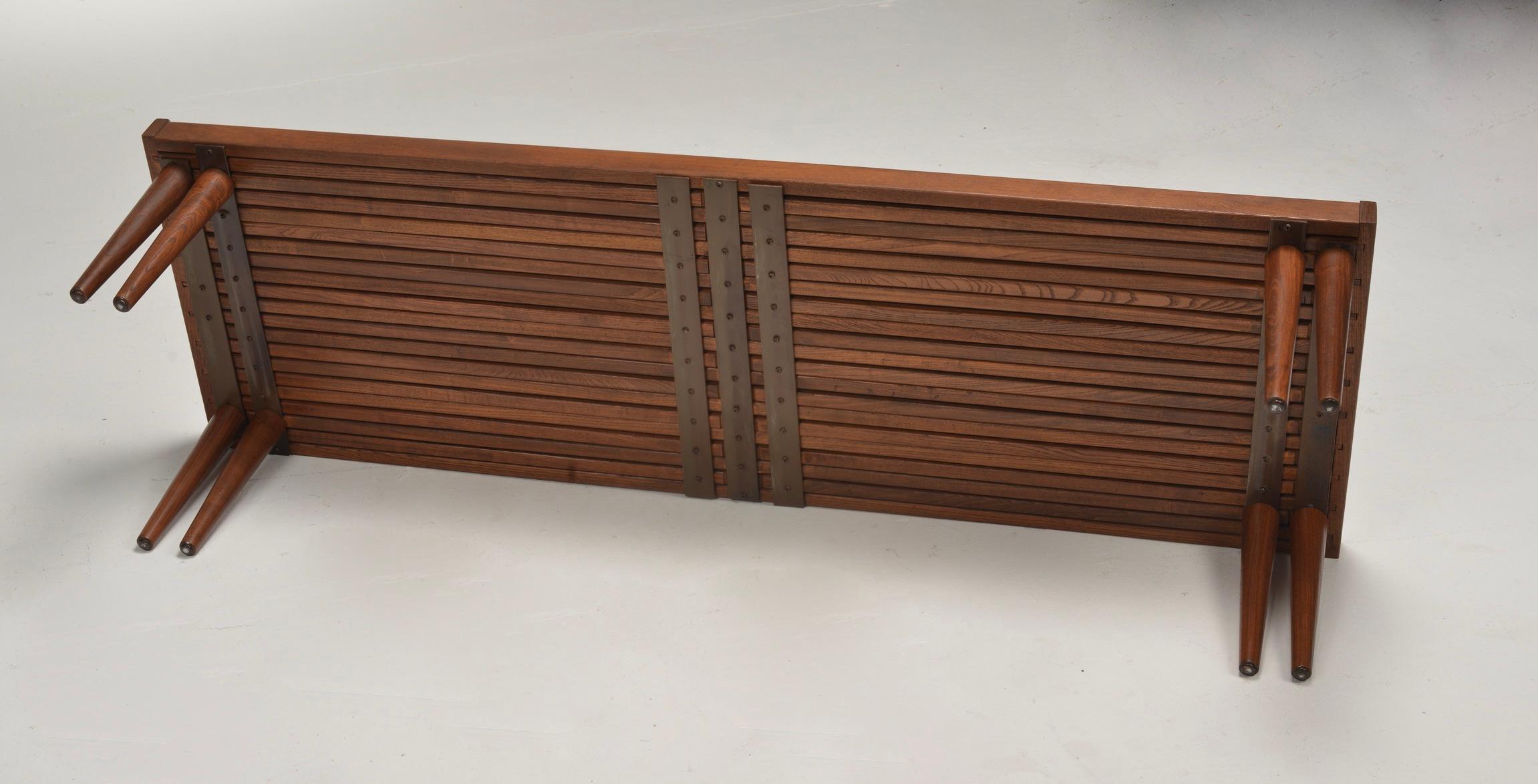 Expandable Slat Bench by John Keal In Good Condition For Sale In Los Angeles, CA