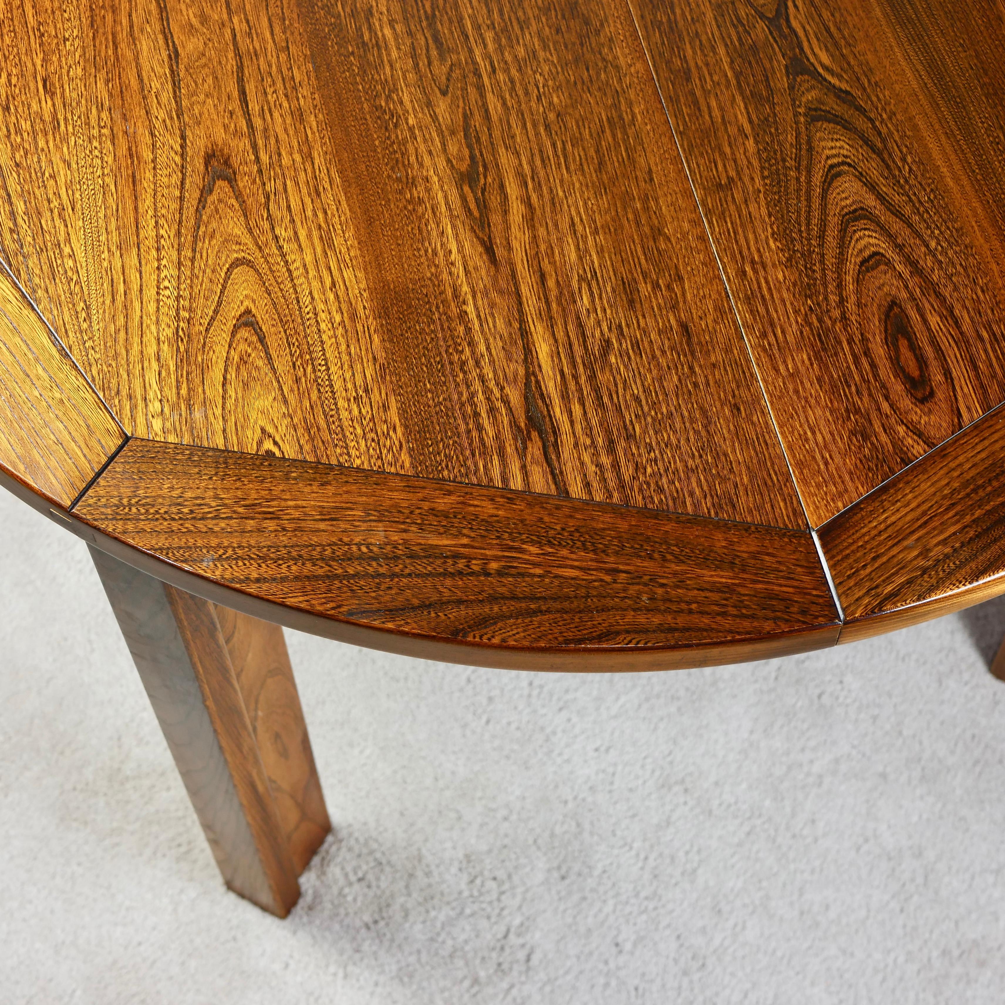 Expandable table (115-203cm) in solid elm by Maison Regain, 1970s, France 1