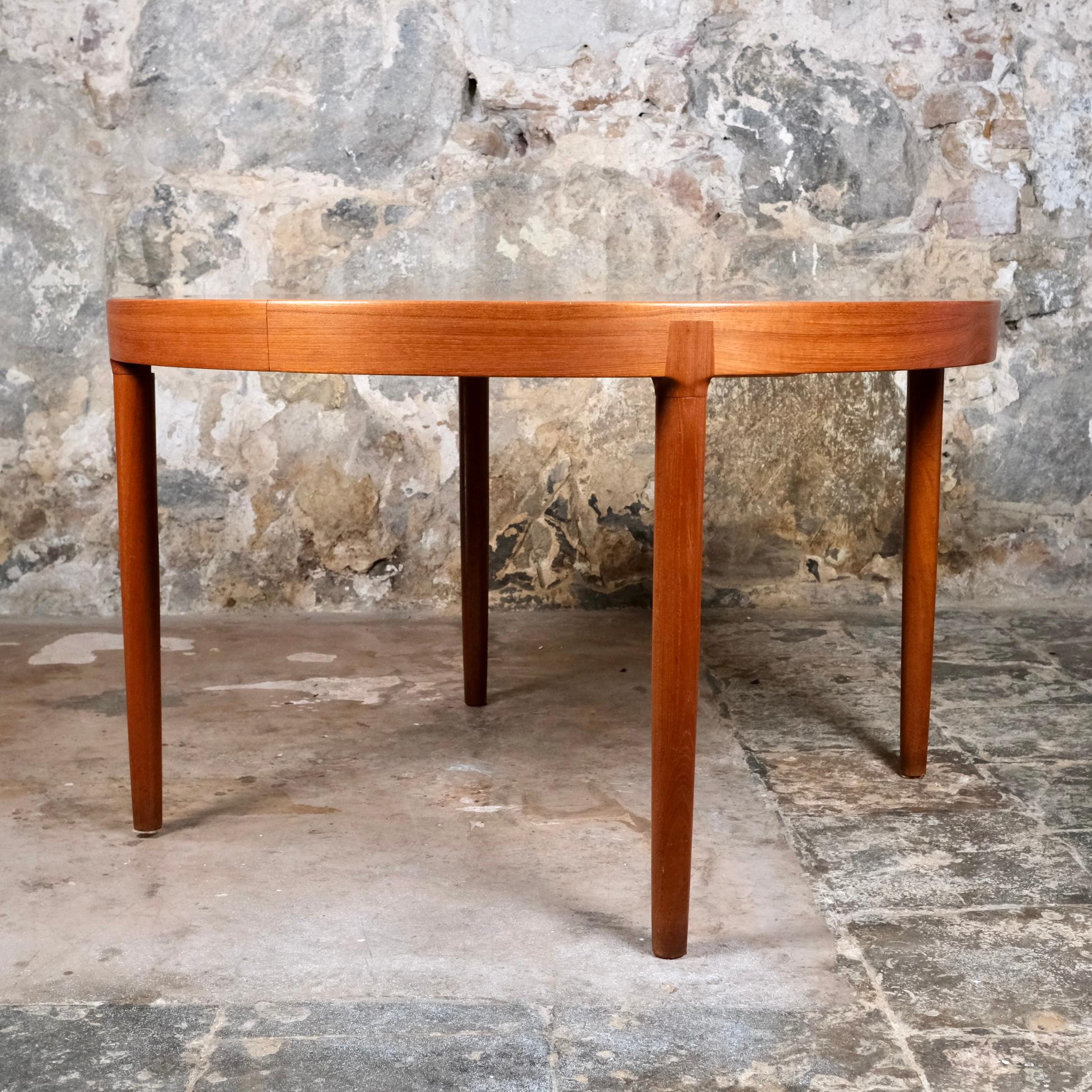 Milieu du XXe siècle Table extensible par Harry Ostergaard pour Randers Mobelfabrik, Danemark, années 1960 en vente