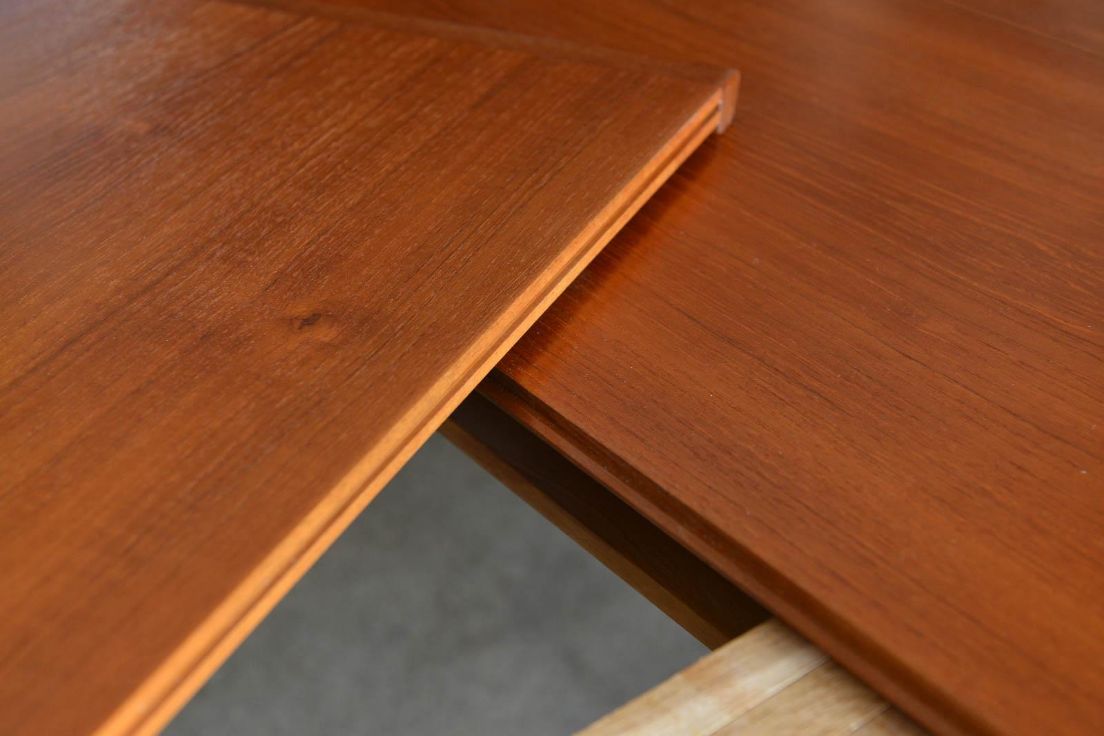 Expandable Teak Dining Table by Henry Rosengren Hansen, ca. 1960 6