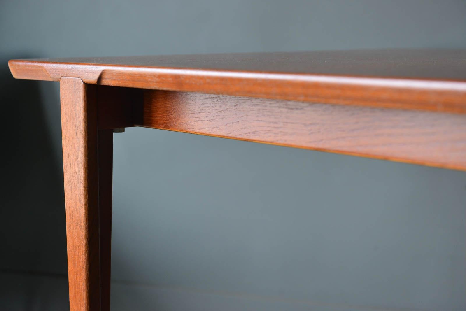 Mid-20th Century Expandable Teak Dining Table by Henry Rosengren Hansen, ca. 1960