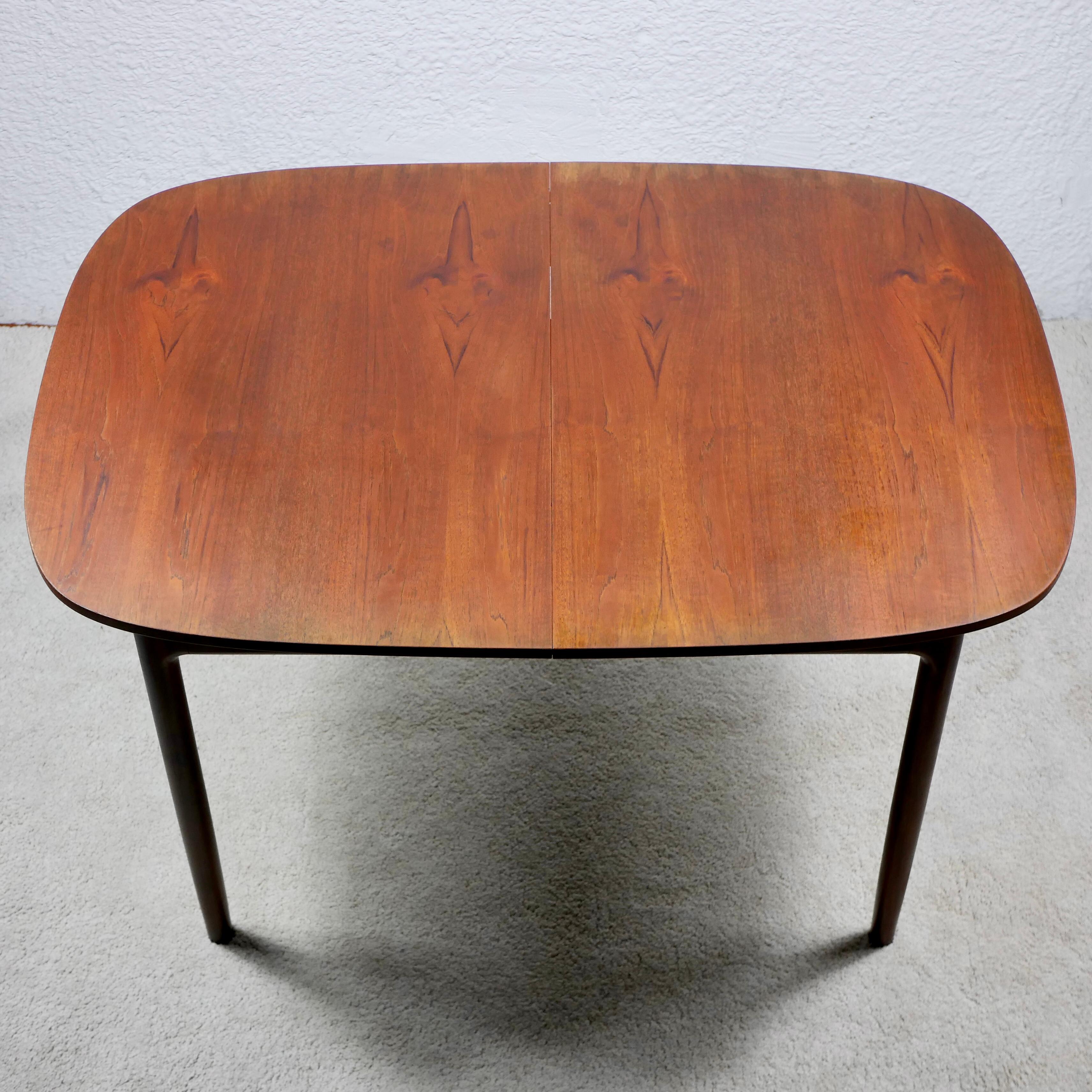 Expandable teak dining table by Ib Kofod Larsen for G-plan, 1960s 5