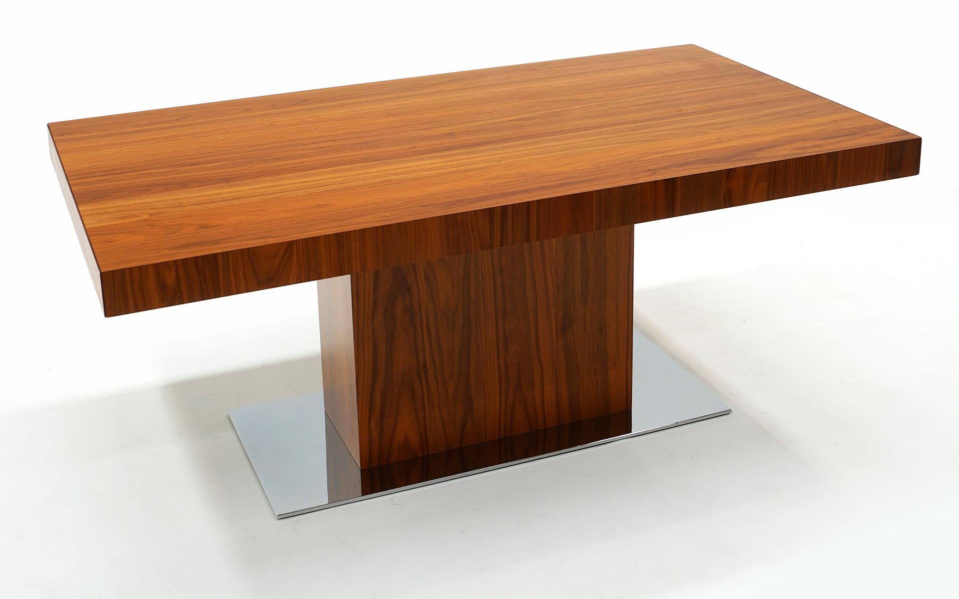 Italian Expandable Walnut and Chrome Dining Table by Calligaris, Italy.  See video!