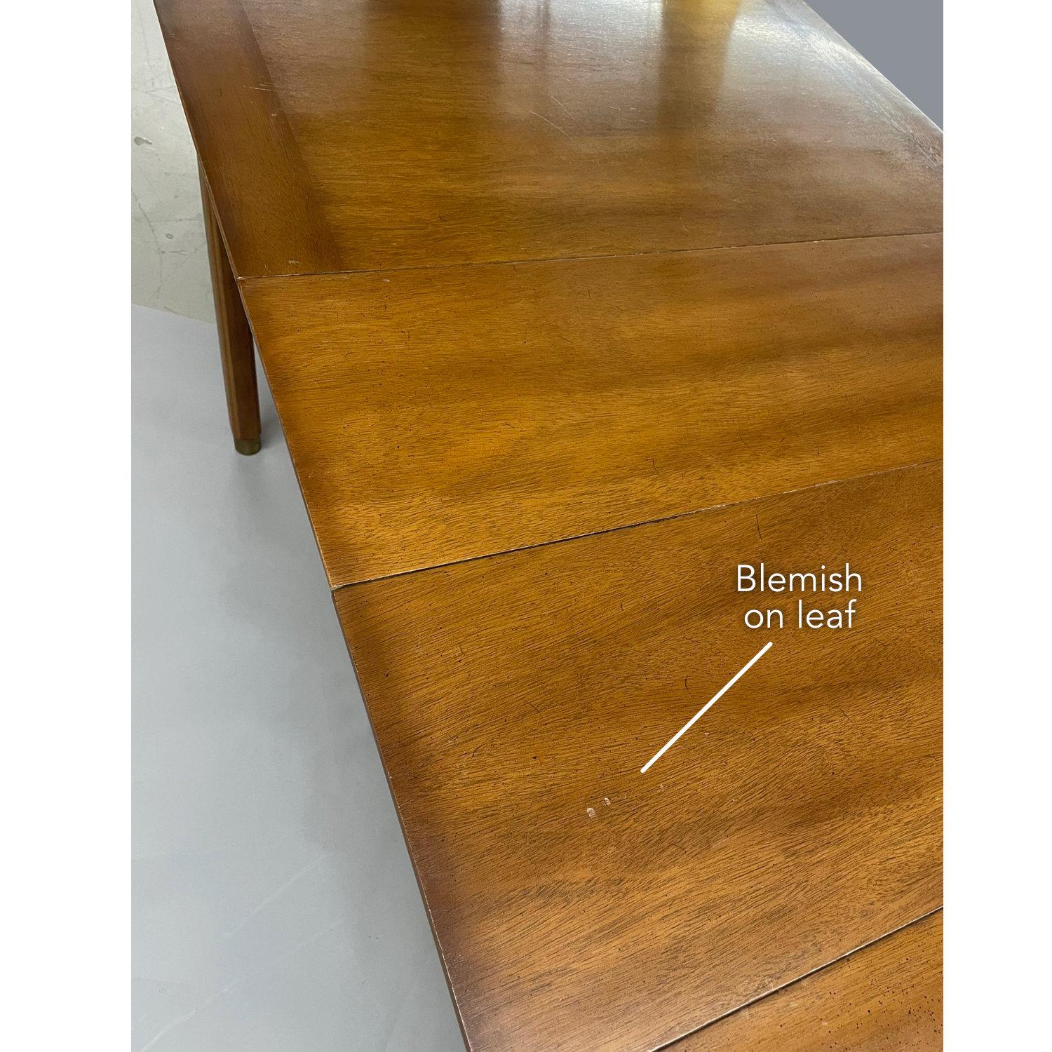 Mesa de comedor rectangular redondeada para 8 personas, moderna de mediados de siglo, extensible con 3 hojas en venta 4