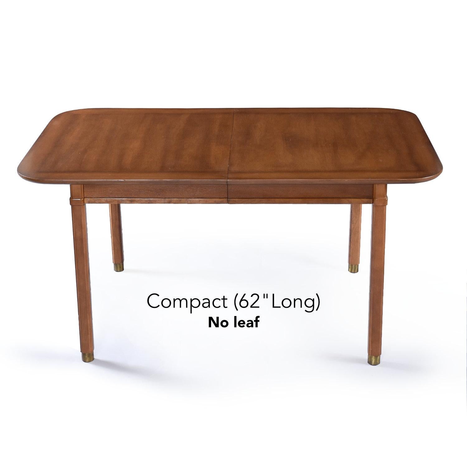 Mesa de comedor rectangular redondeada para 8 personas, moderna de mediados de siglo, extensible con 3 hojas Estadounidense en venta