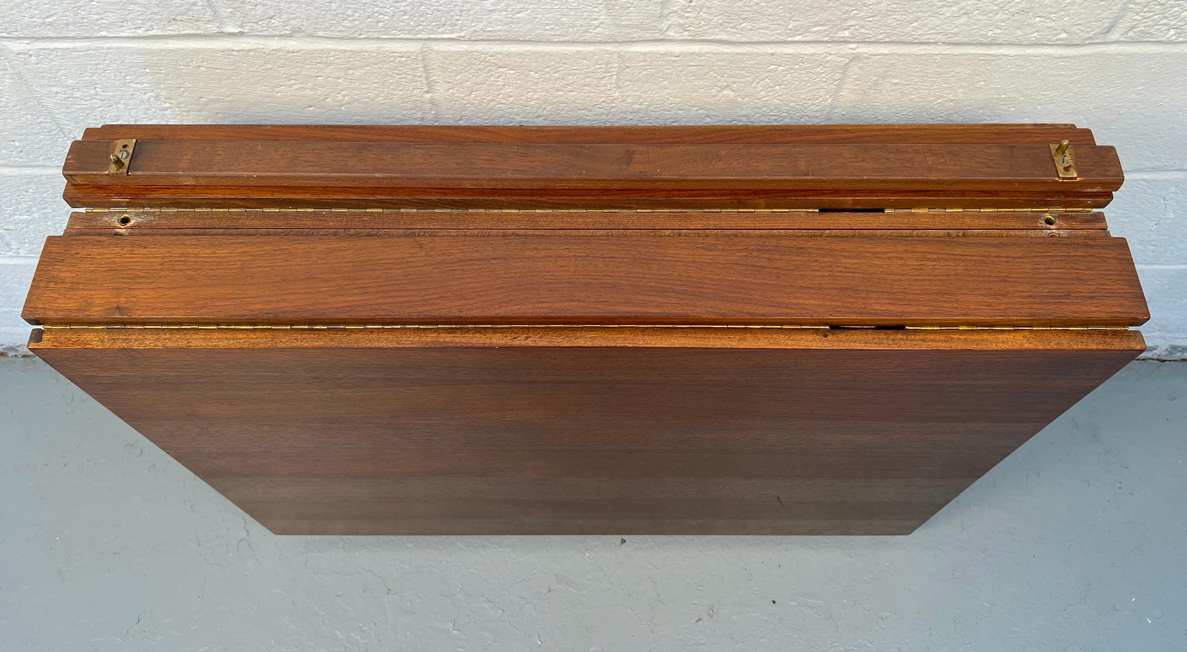 Table à feuilles tombantes en noyer avec piètement extensible en vente 8