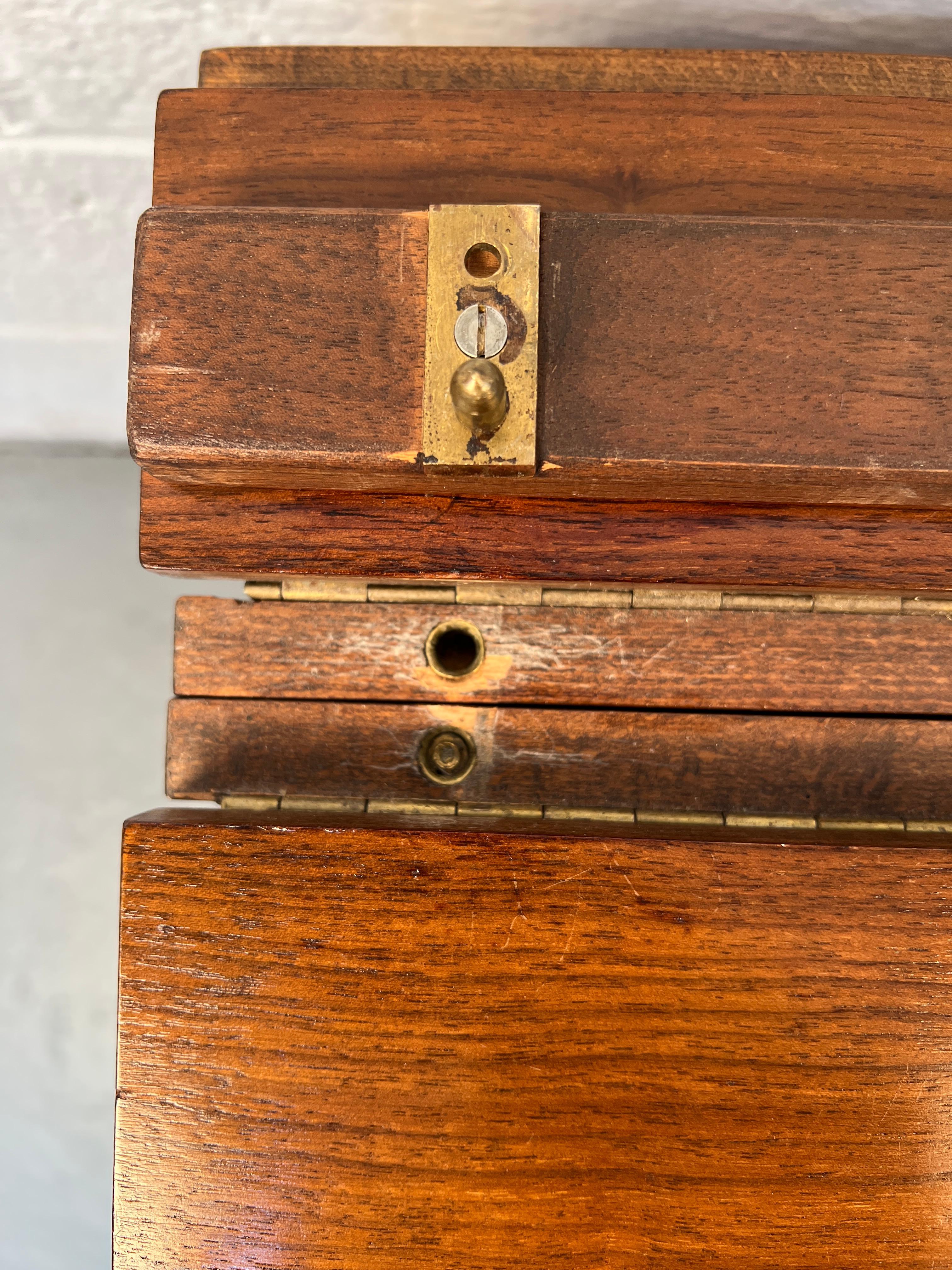 Table à feuilles tombantes en noyer avec piètement extensible en vente 10