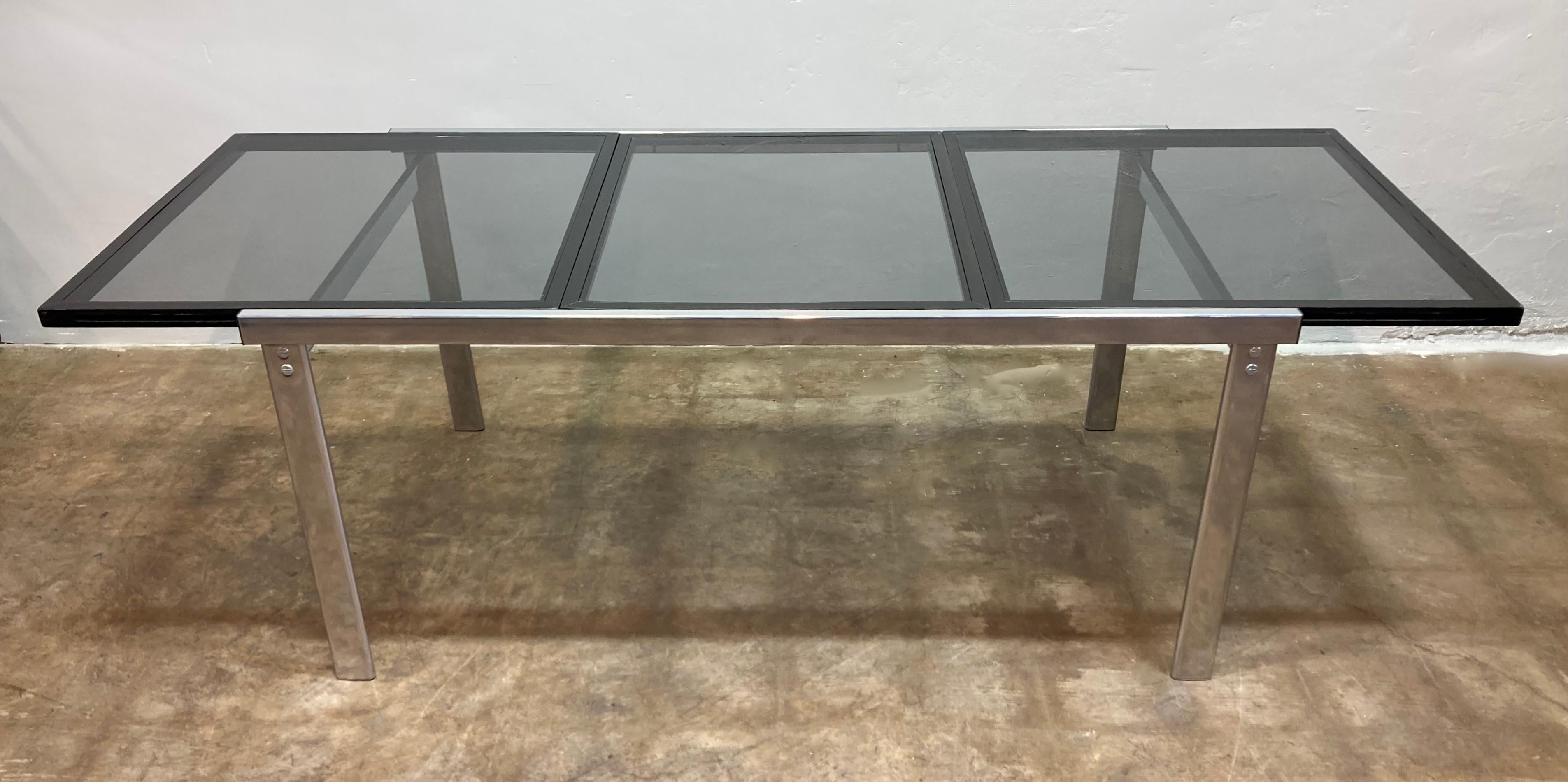 Table extensible en acier et verre en vente 5