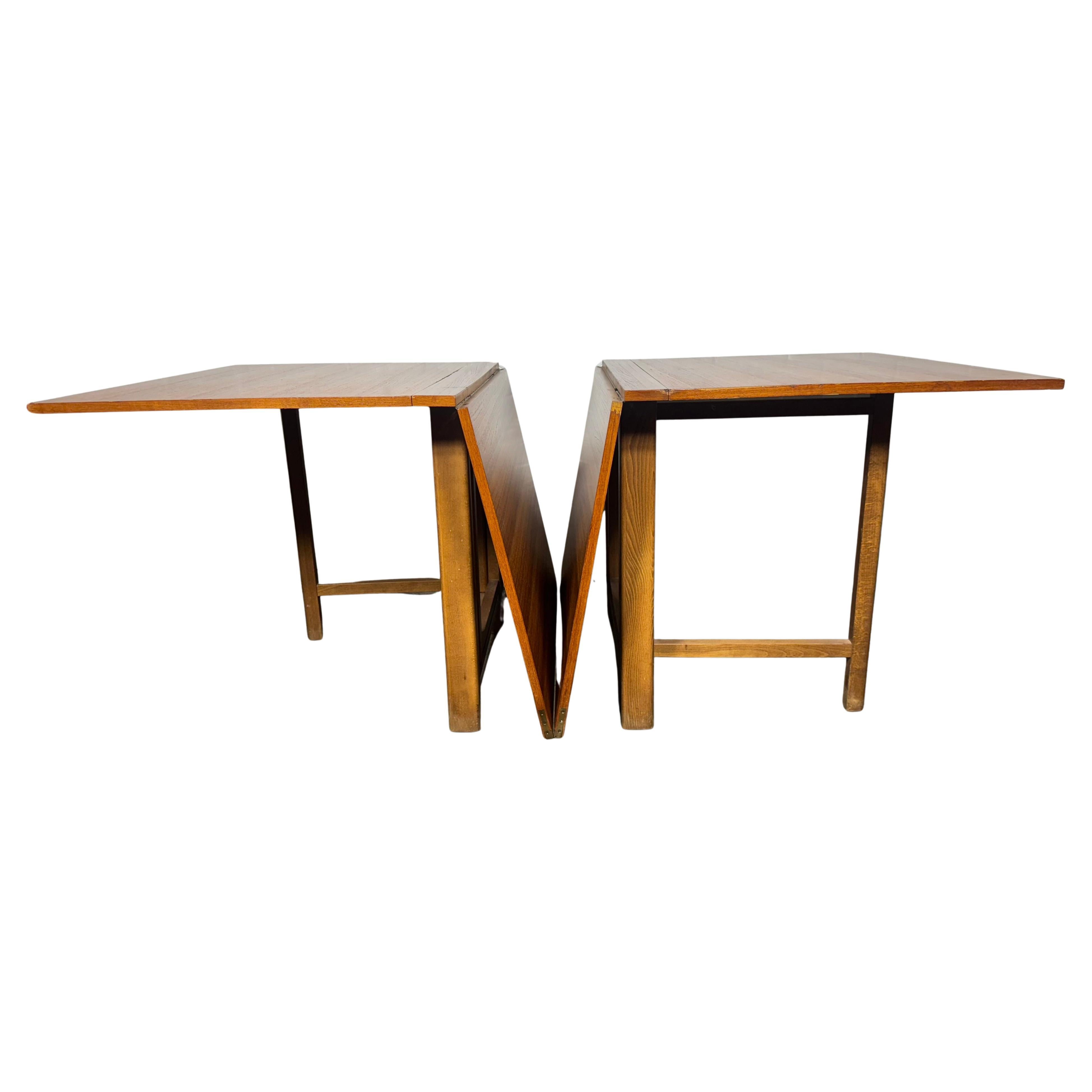 Expanding Teak / Oak 'Maria' Table attributed to Bruno Mathsson, Classic Modern For Sale