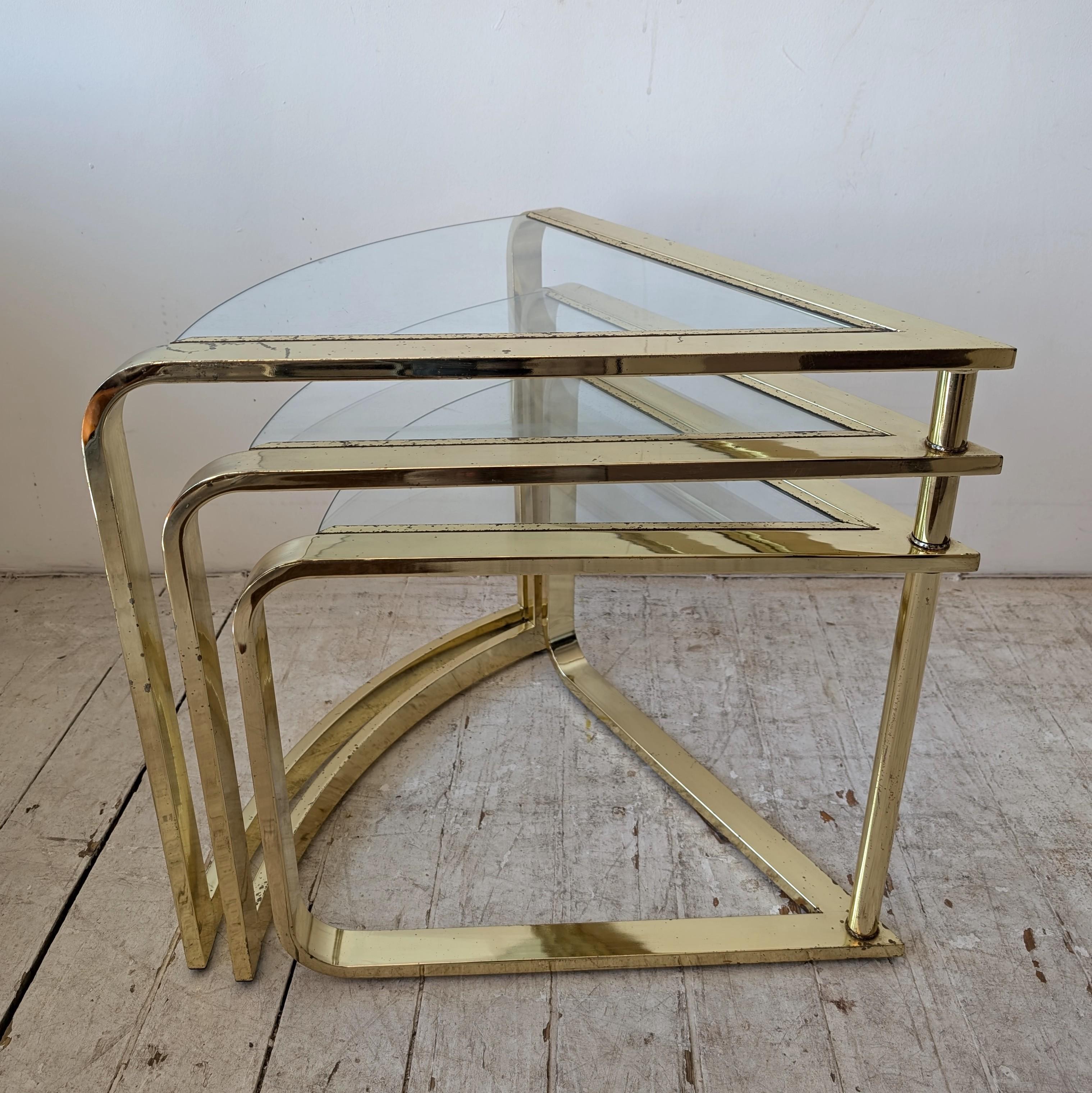 Expanding Three Tier Coffee Table by Design Institute of America 'Dia', 1980 For Sale 2