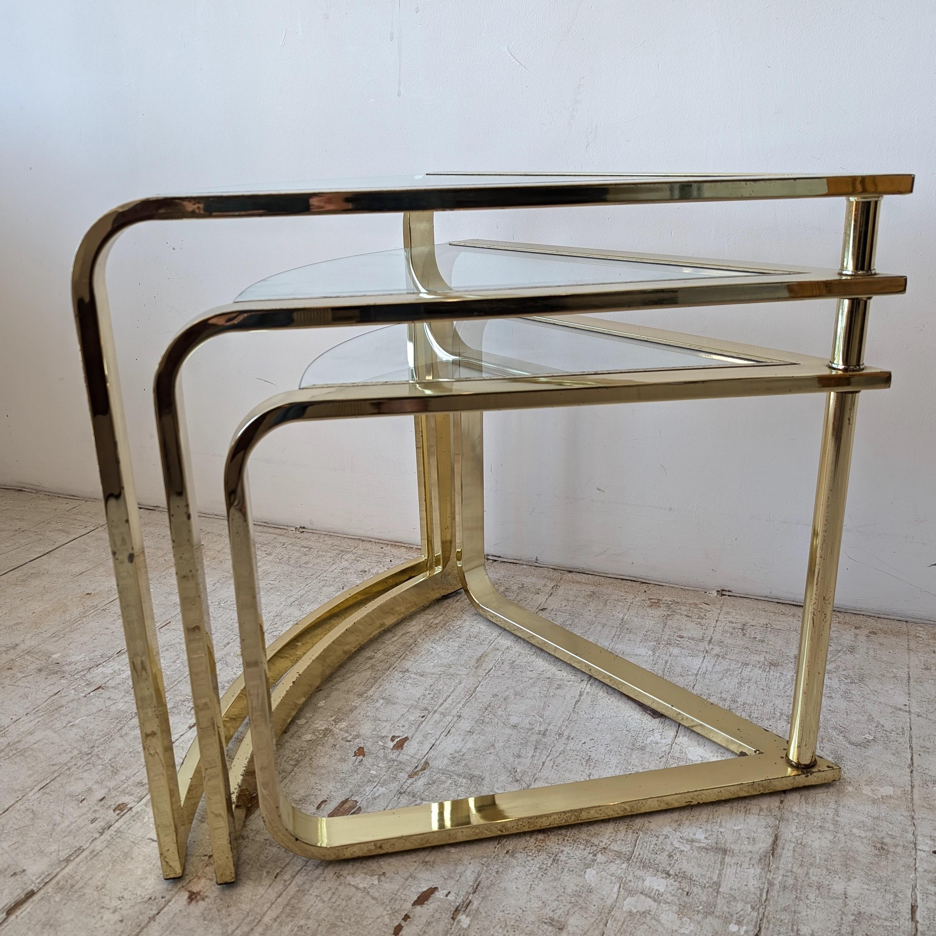 Expanding Three Tier Coffee Table by Design Institute of America 'Dia', 1980 For Sale 3