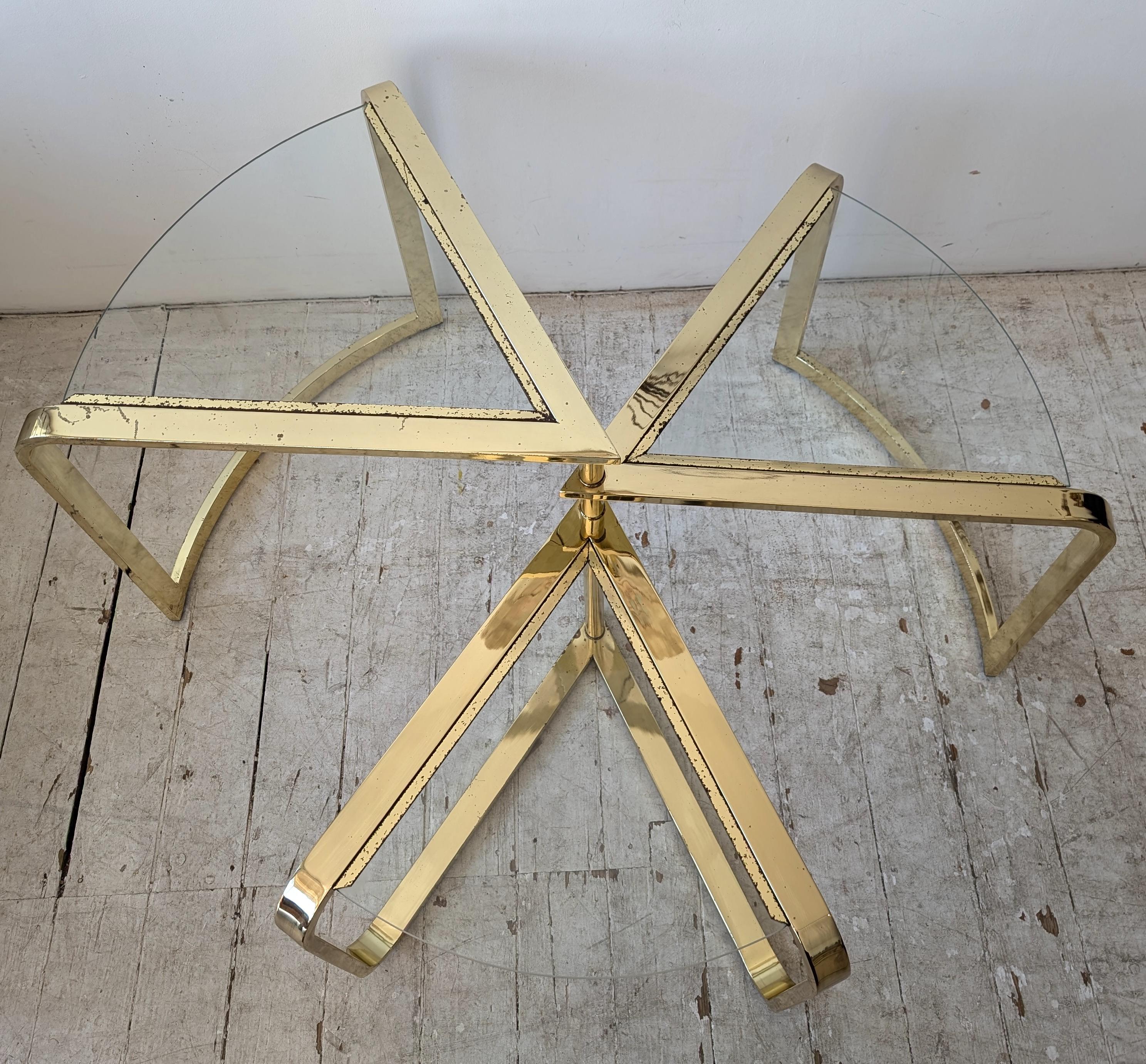 American Expanding Three Tier Coffee Table by Design Institute of America 'Dia', 1980 For Sale