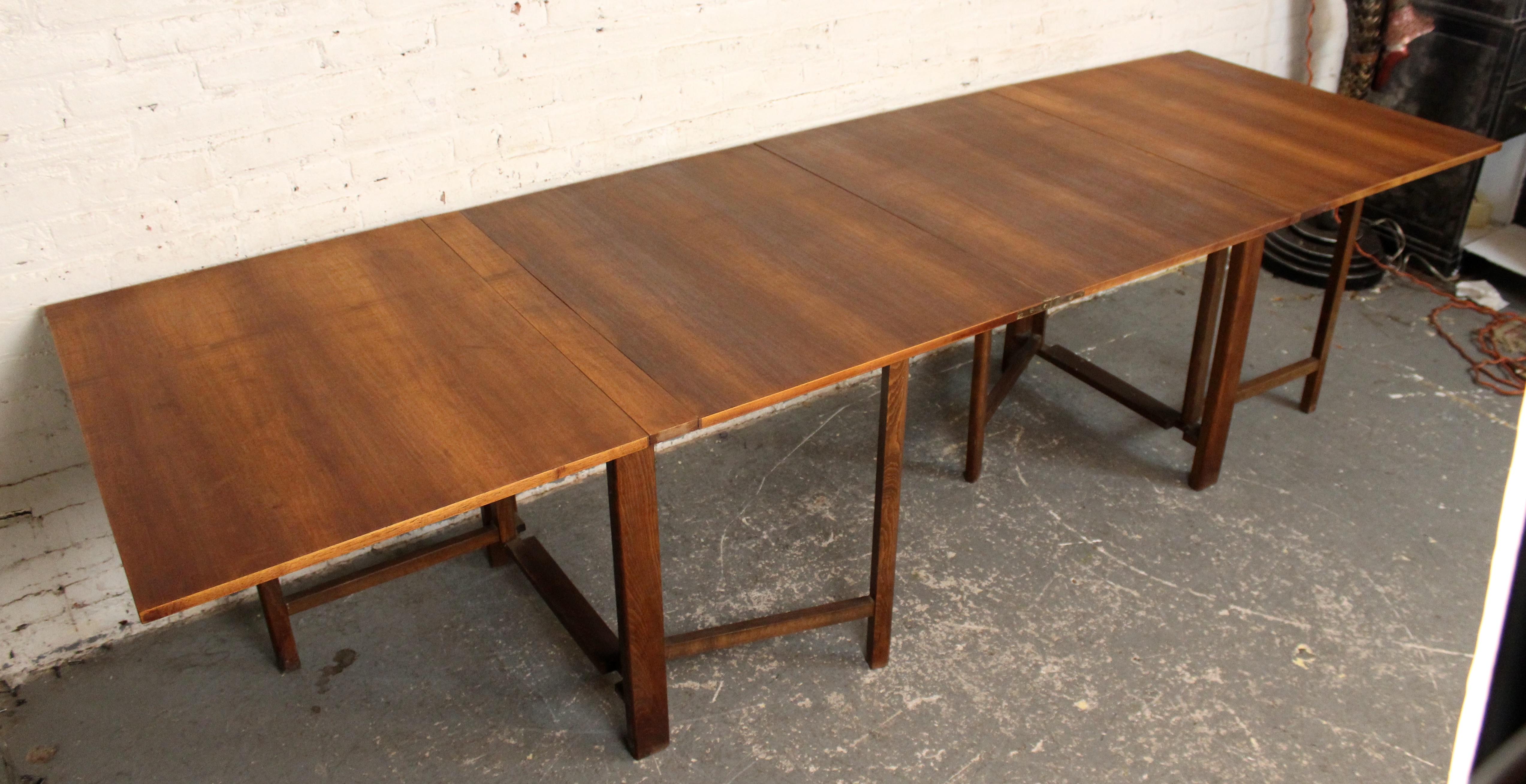 Mid-Century Modern Expanding Walnut 'Maria' Table By Bruno Mathsson For Sale
