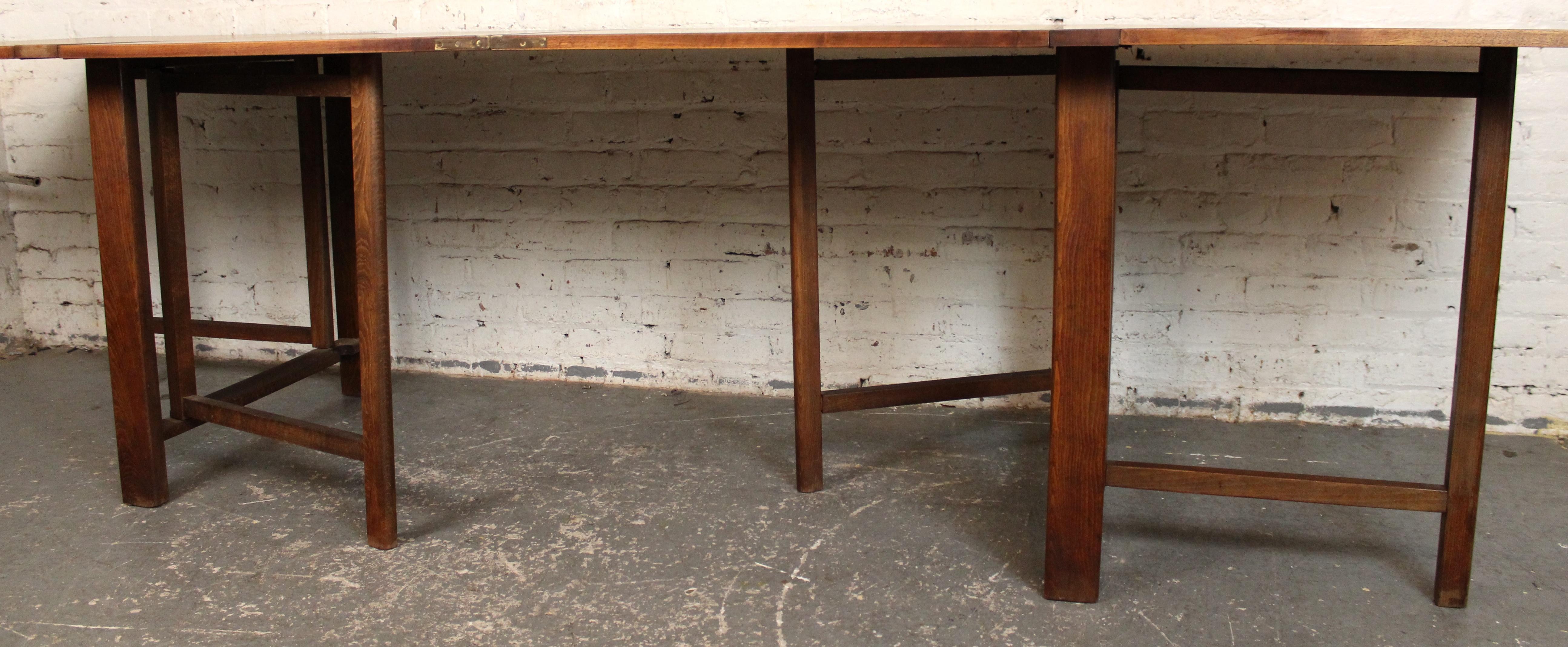 Macedonian Expanding Walnut 'Maria' Table By Bruno Mathsson For Sale