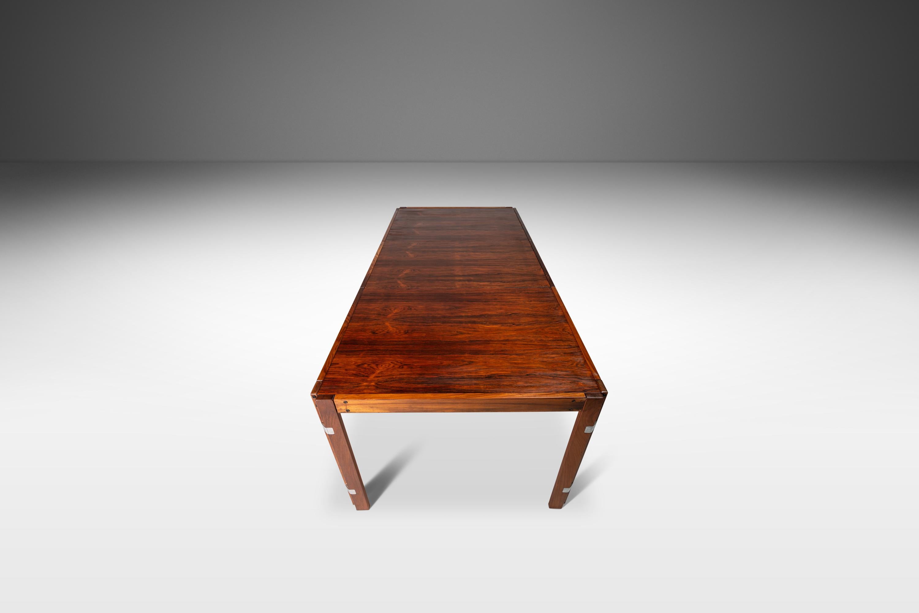 Expansion Dining Table in Rosewood in the Manner of Percival Lafer, Canada, 1960 For Sale 11