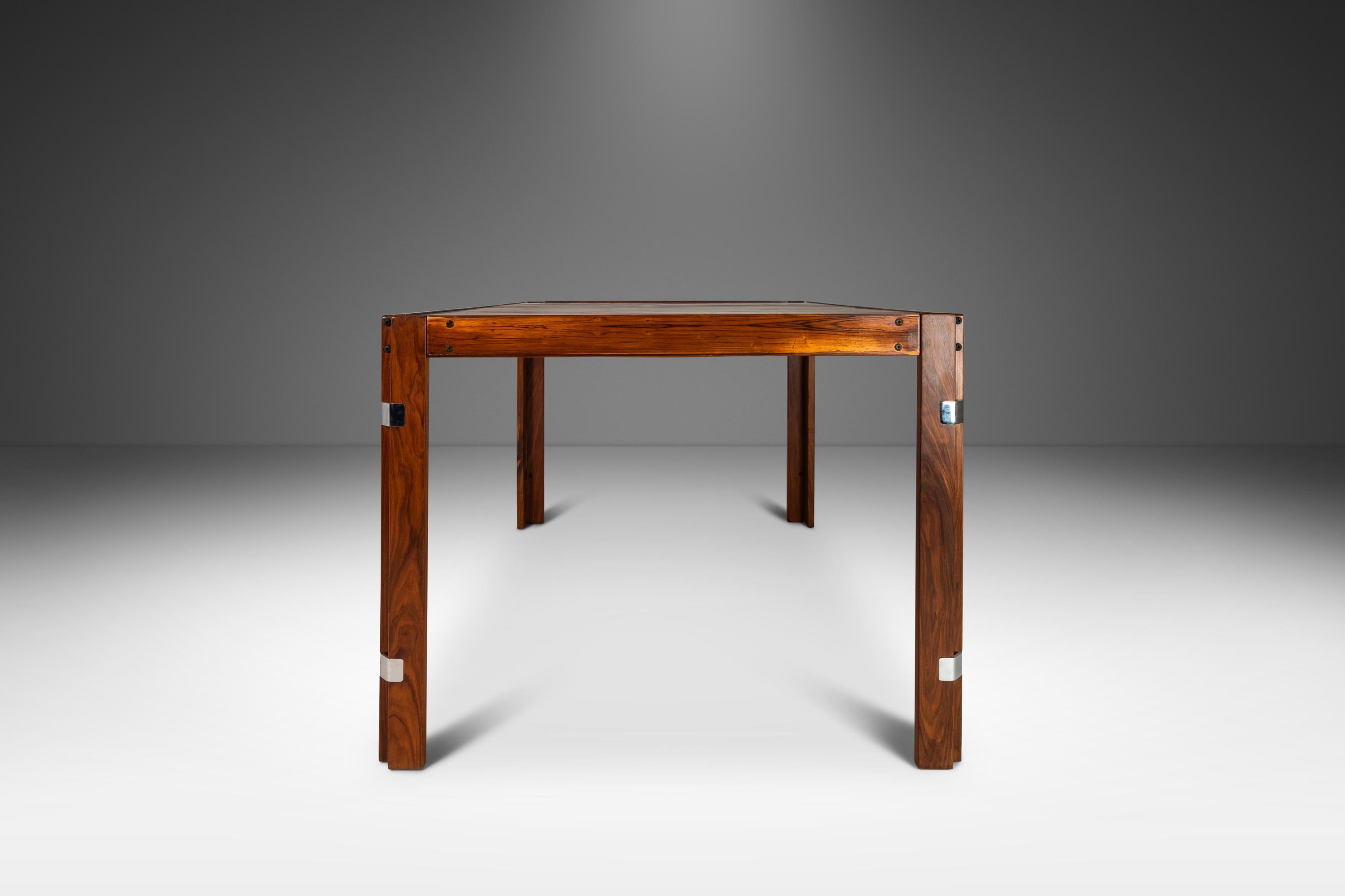 Expansion Dining Table in Rosewood in the Manner of Percival Lafer, Canada, 1960 In Good Condition For Sale In Deland, FL