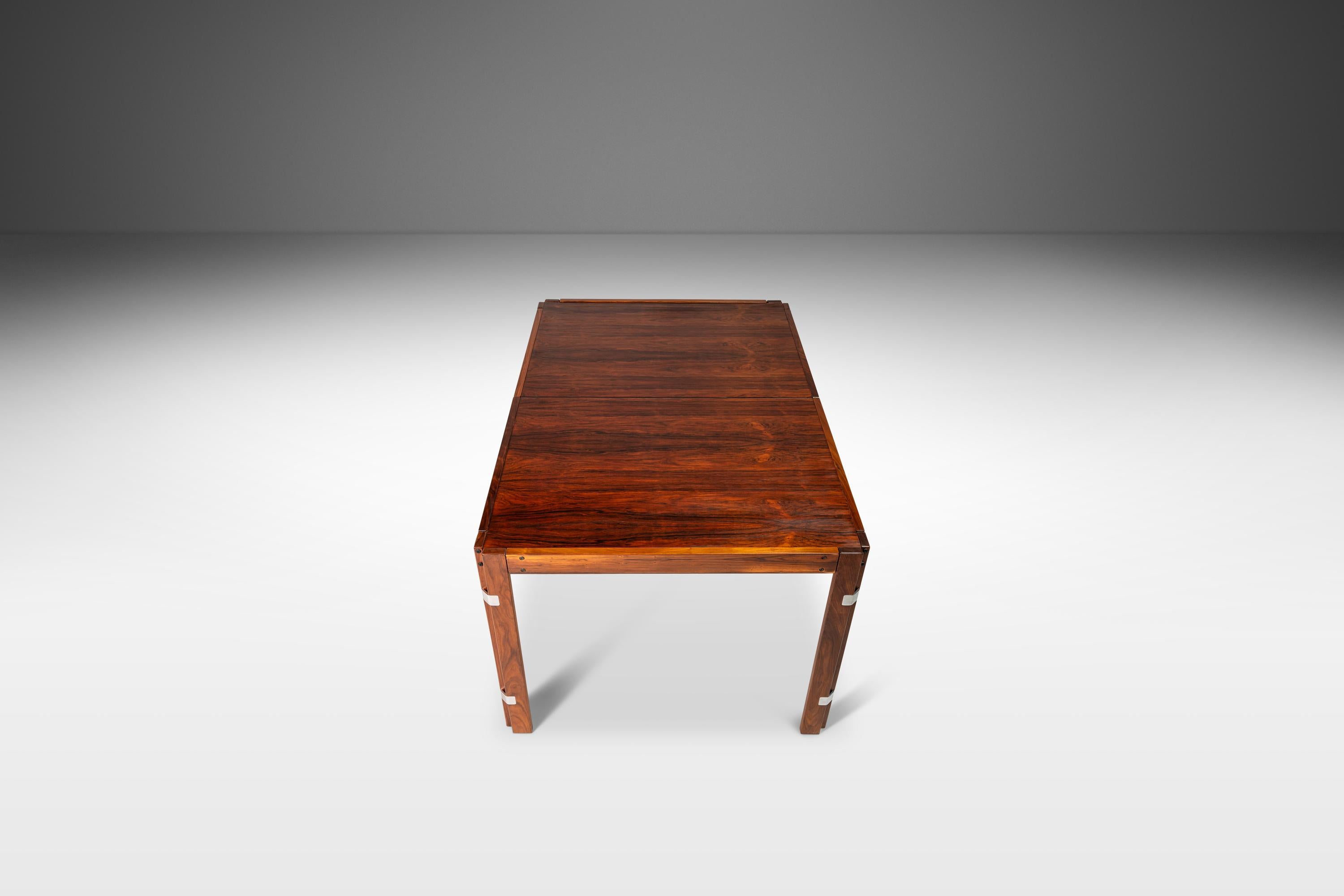 Mid-20th Century Expansion Dining Table in Rosewood in the Manner of Percival Lafer, Canada, 1960 For Sale