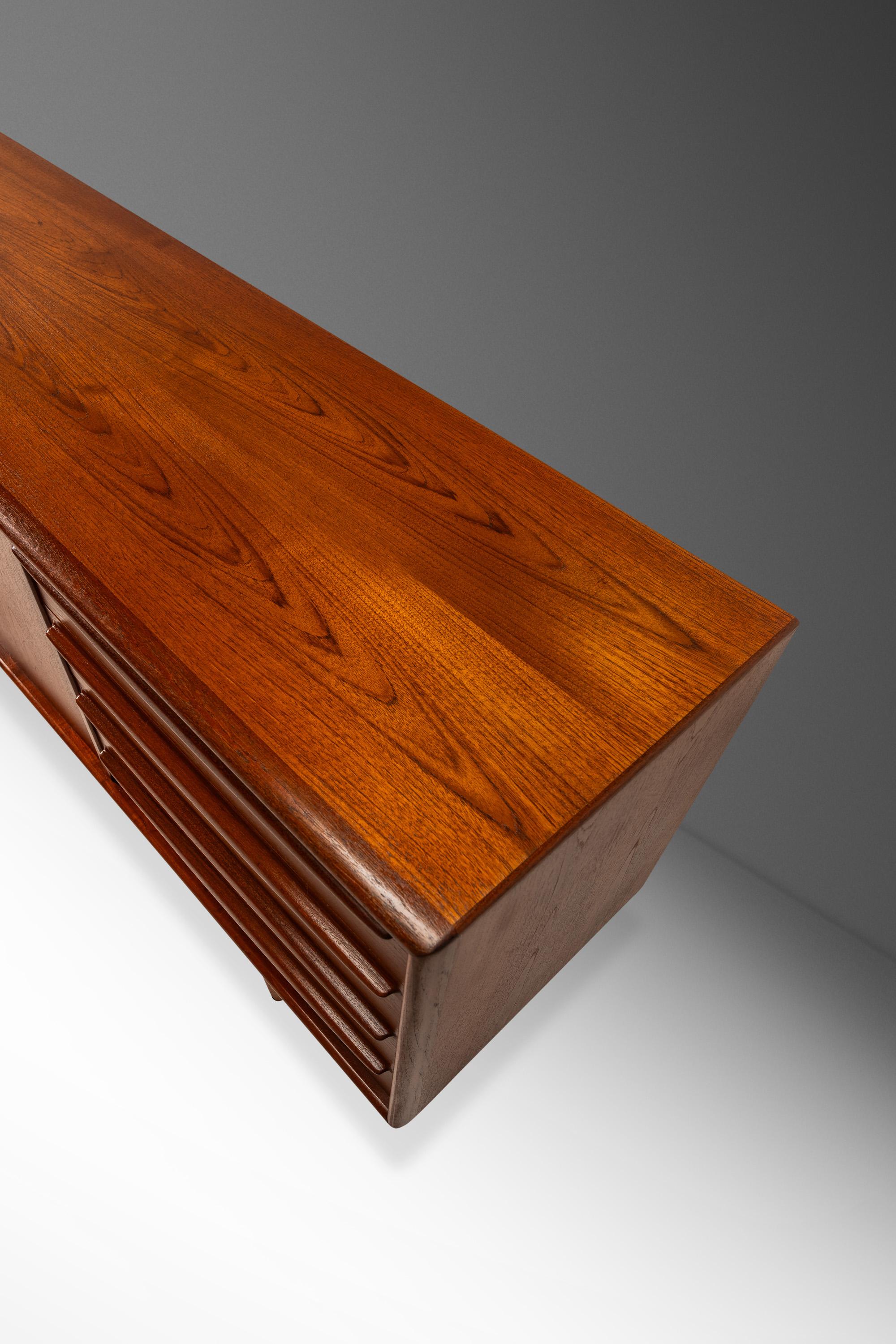 Expansive 8ft Credenza, Svend A. Madsen, Falster Møbelfabrik, Denmark, c. 1960s For Sale 12