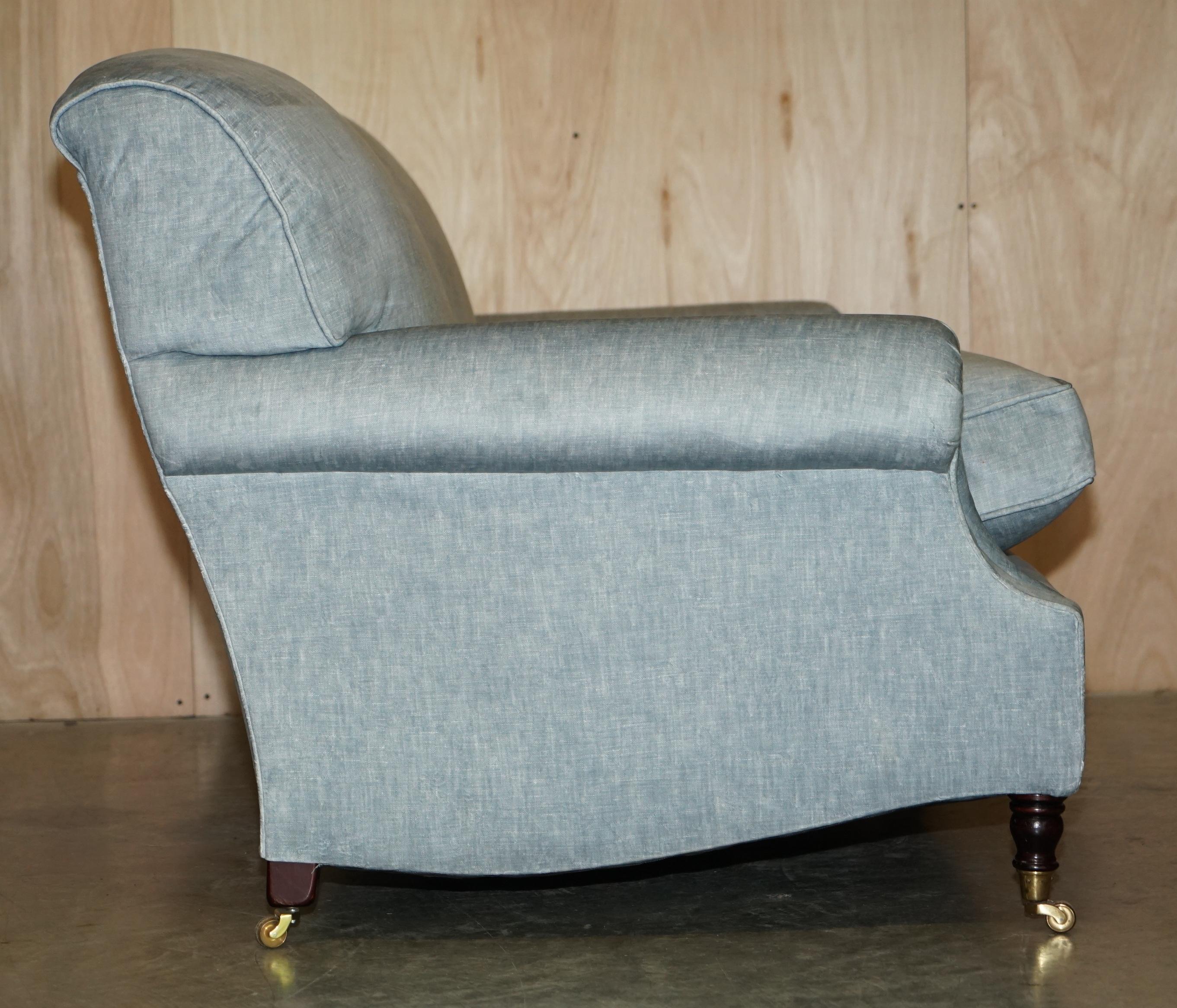 Expensive Brand New George Smith Chelsea Silk Velvet Upholstered Two Seat Sofa 4