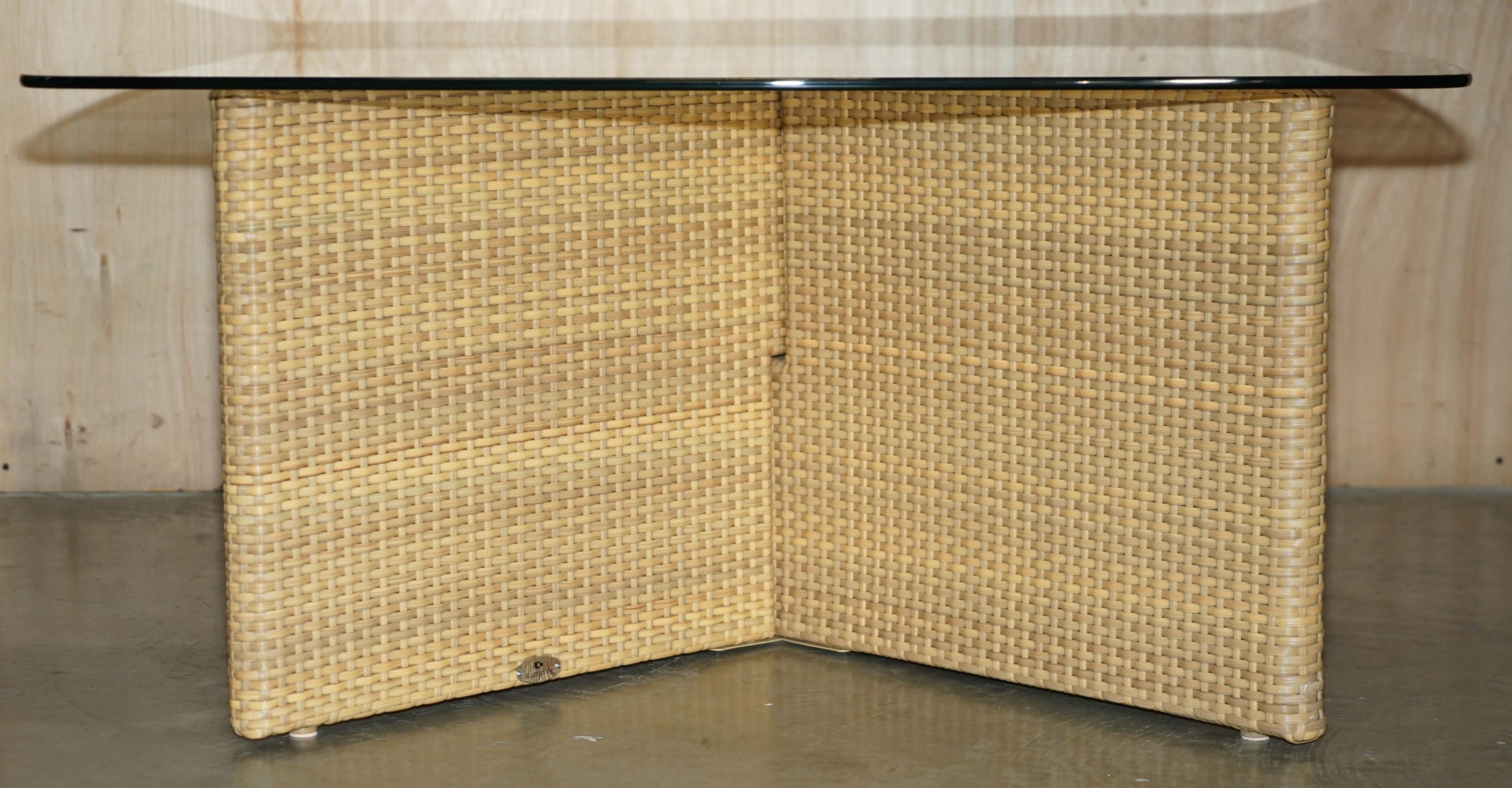 Métal TABLE ET STOOL EXPENSIVE GARDEN SUR GLOSTER GARDEN GLASS & WiCKER en vente