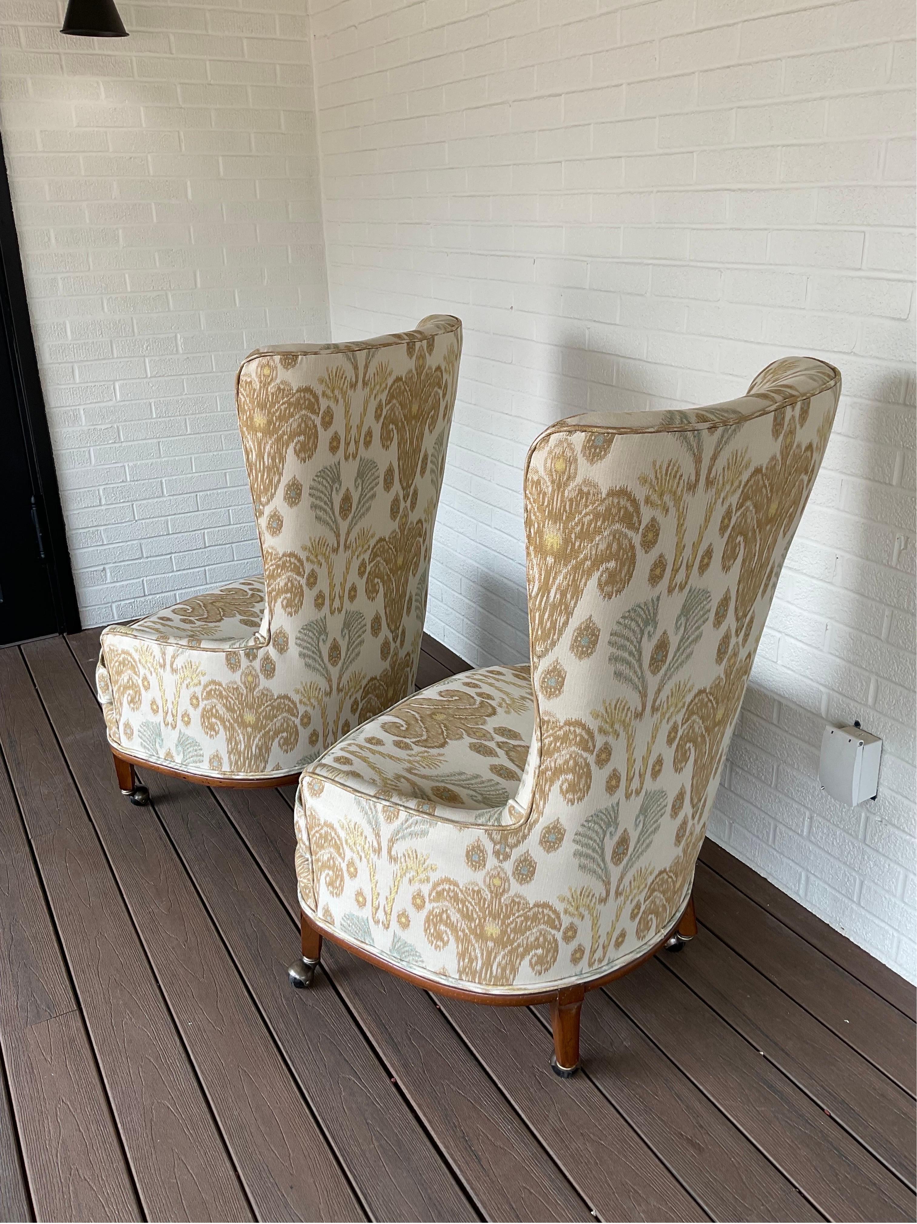 Mid-20th Century Expertly Restored 1960s Vintage Art Deco Tall Back Club Chairs - a Pair For Sale