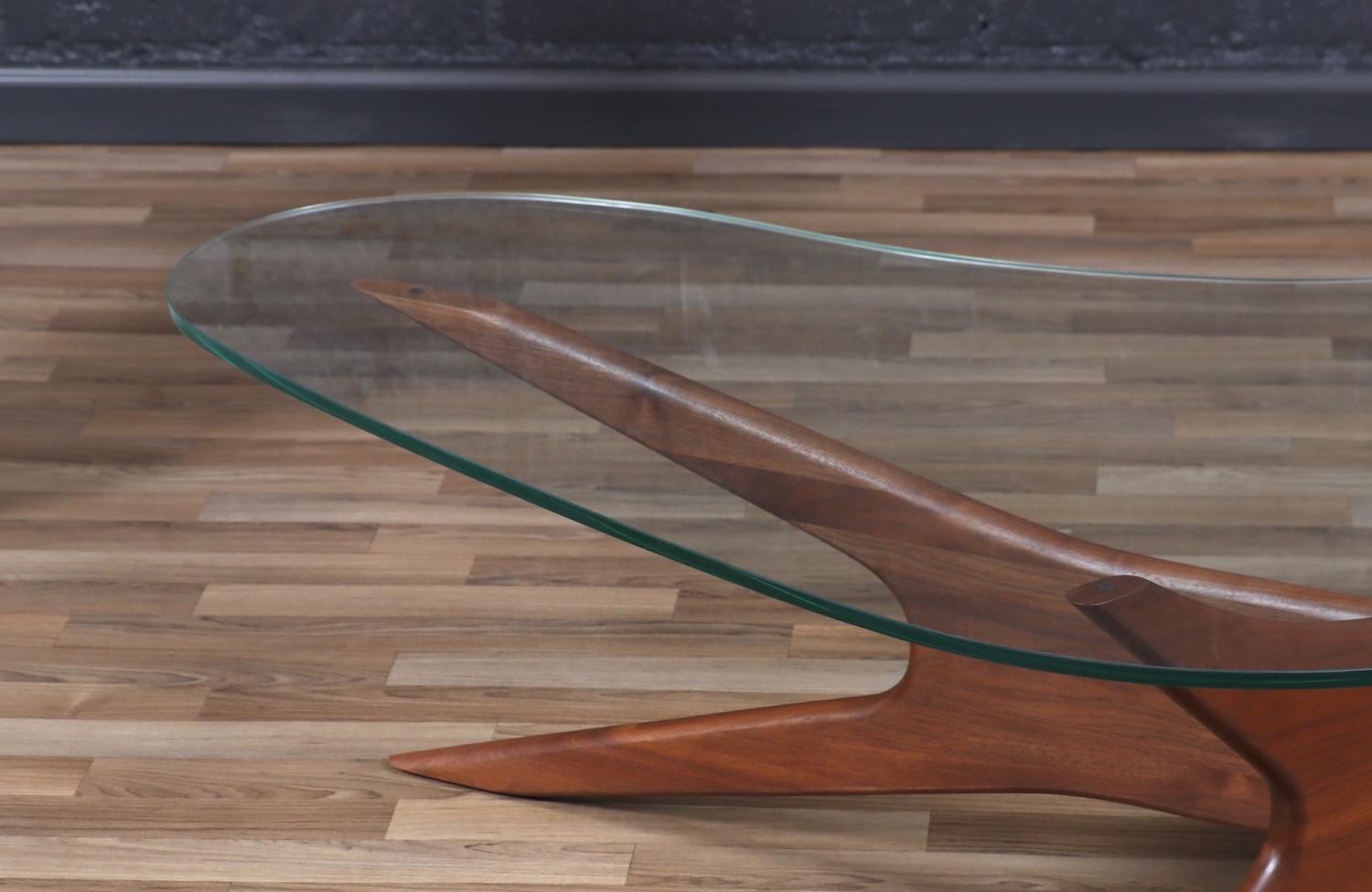 Expertly Restored - Adrian Pearsall 1465-T Kidney Shape Coffee Table In Excellent Condition In Los Angeles, CA