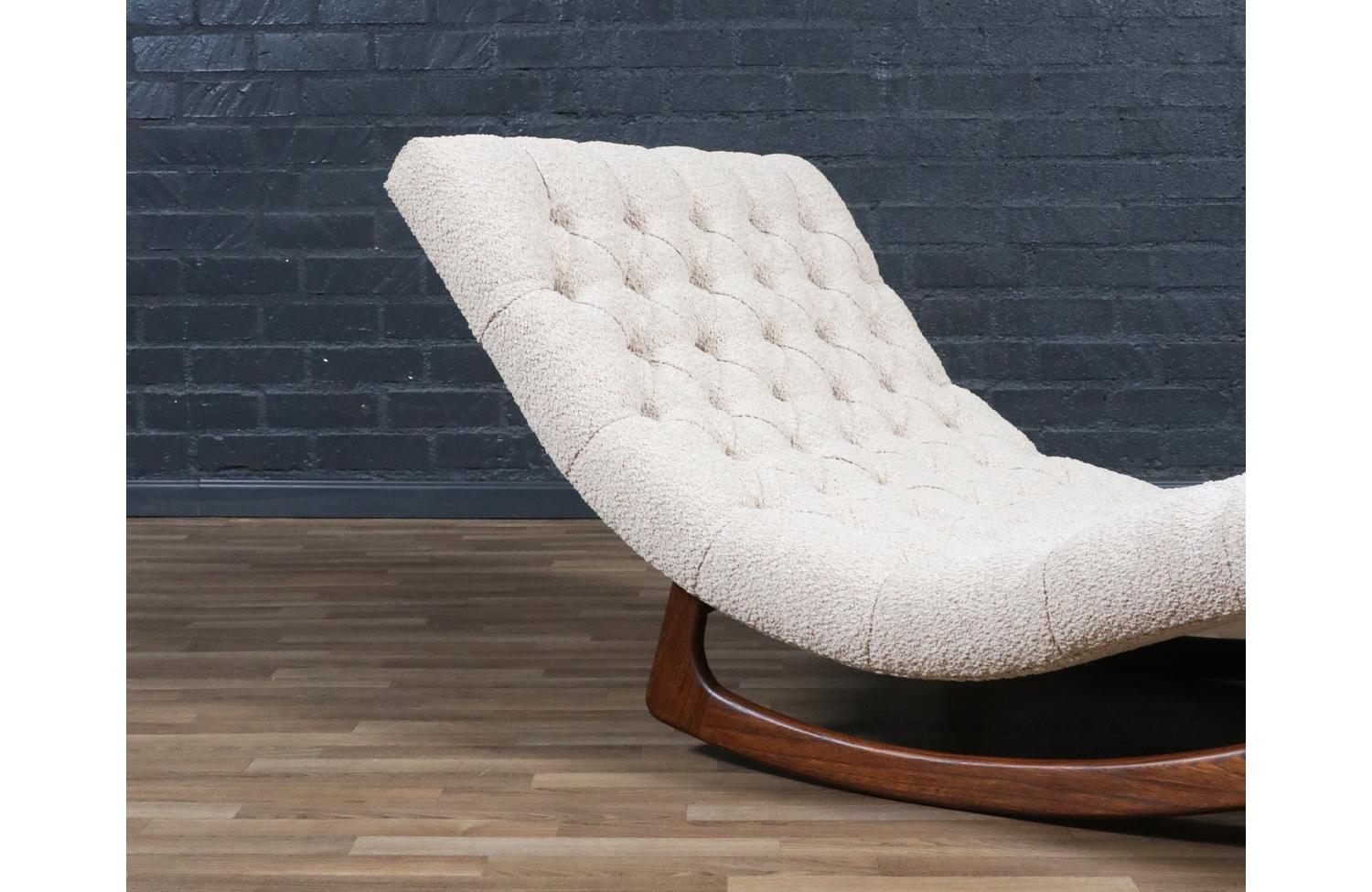 Restaurata con perizia - Sedia a dondolo Adrian Pearsall per Craft Associates in vendita 5