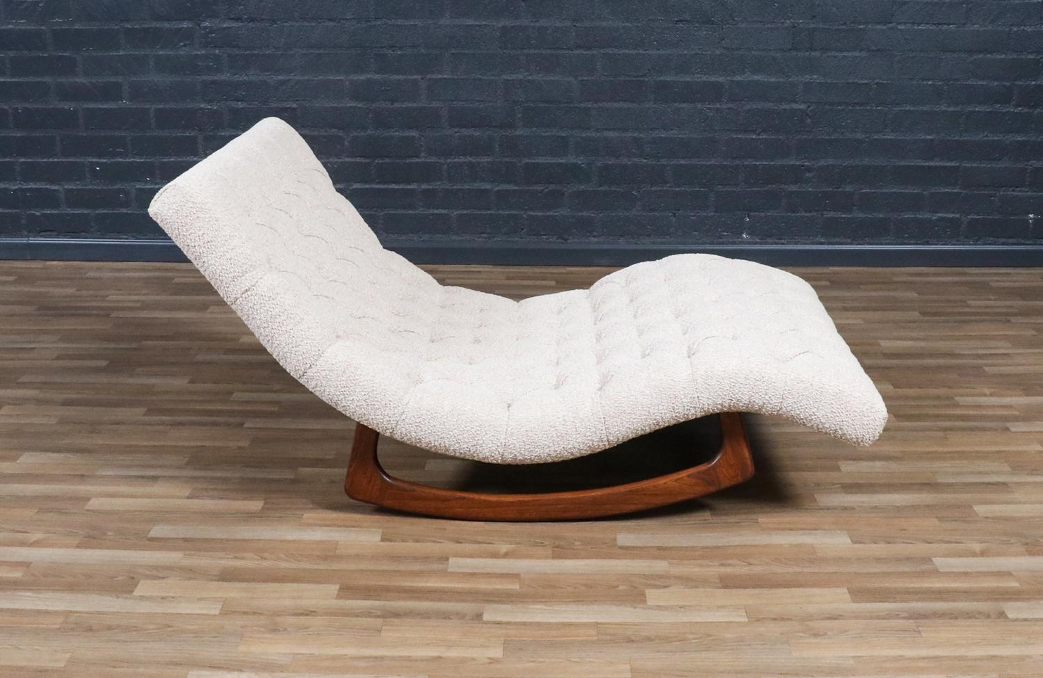 Mid-Century moderno Restaurata con perizia - Sedia a dondolo Adrian Pearsall per Craft Associates in vendita