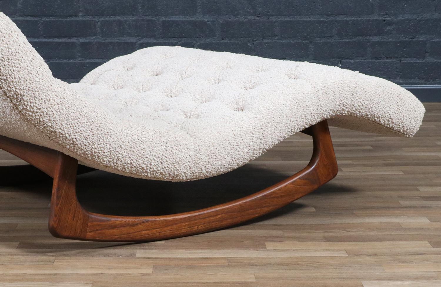 Restaurata con perizia - Sedia a dondolo Adrian Pearsall per Craft Associates in vendita 1