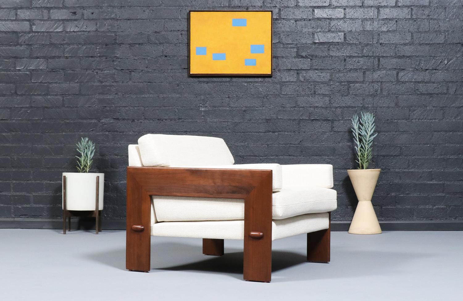 Metà XX secolo Expertly Restored - Adrian Pearsall Floating Lounge Chairs for Craft Associates in vendita