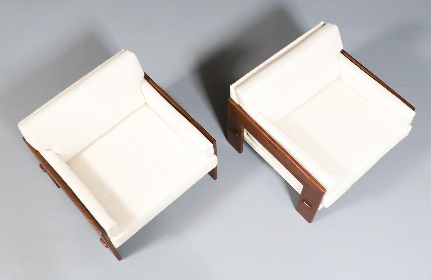 Tessuto Expertly Restored - Adrian Pearsall Floating Lounge Chairs for Craft Associates in vendita